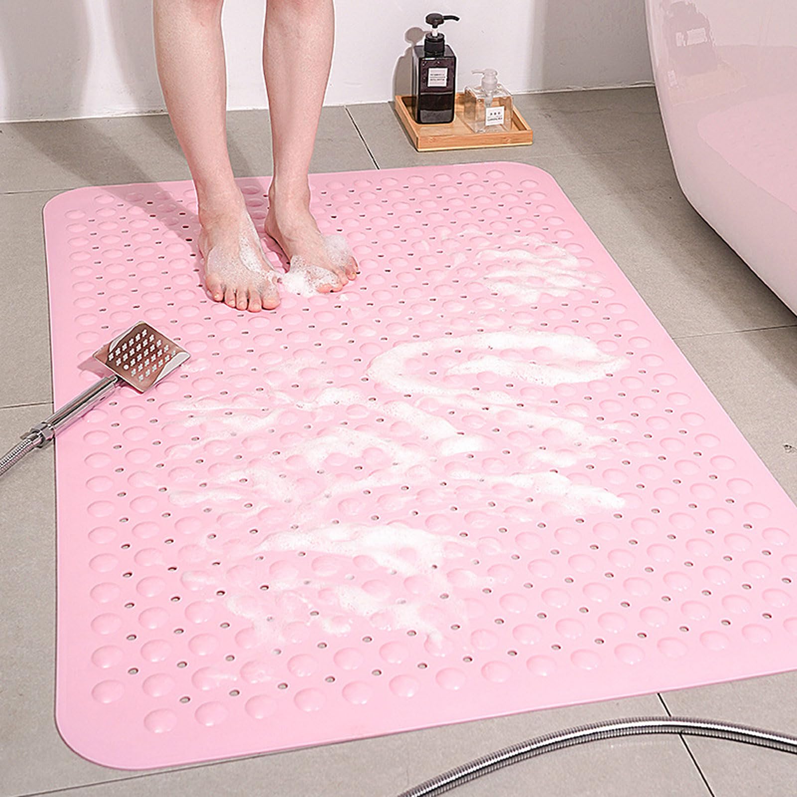 Tapis de douche antidérapant pour sécuriser la salle de bain