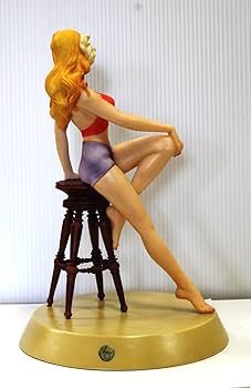 期間限定感謝セール　バーガガール　シリアルナンバー付　ビンテージフィギュア 1 Amazon.co.jp: 世界限定3000体 シリアルナンバー台座付き Varga Girl