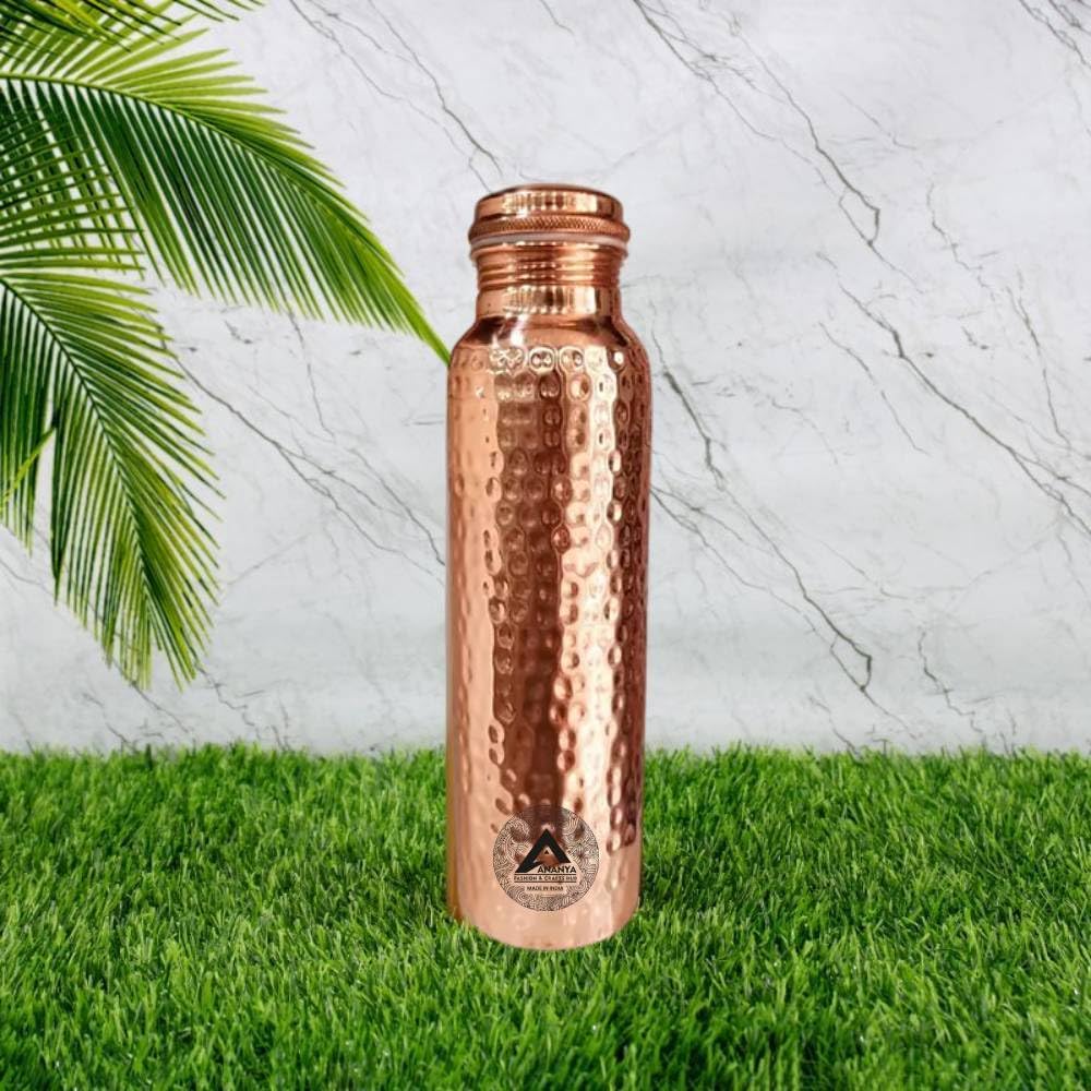 ANANYA FASHION & CRAFTS HUB Stilvolle Kupferwasserflasche, 900 ml – Gehämmerte Textur für besseren Halt – Auslaufsicher Ayurvedisch, unterstützt einen gesunden Lebensstil (5er-Set)