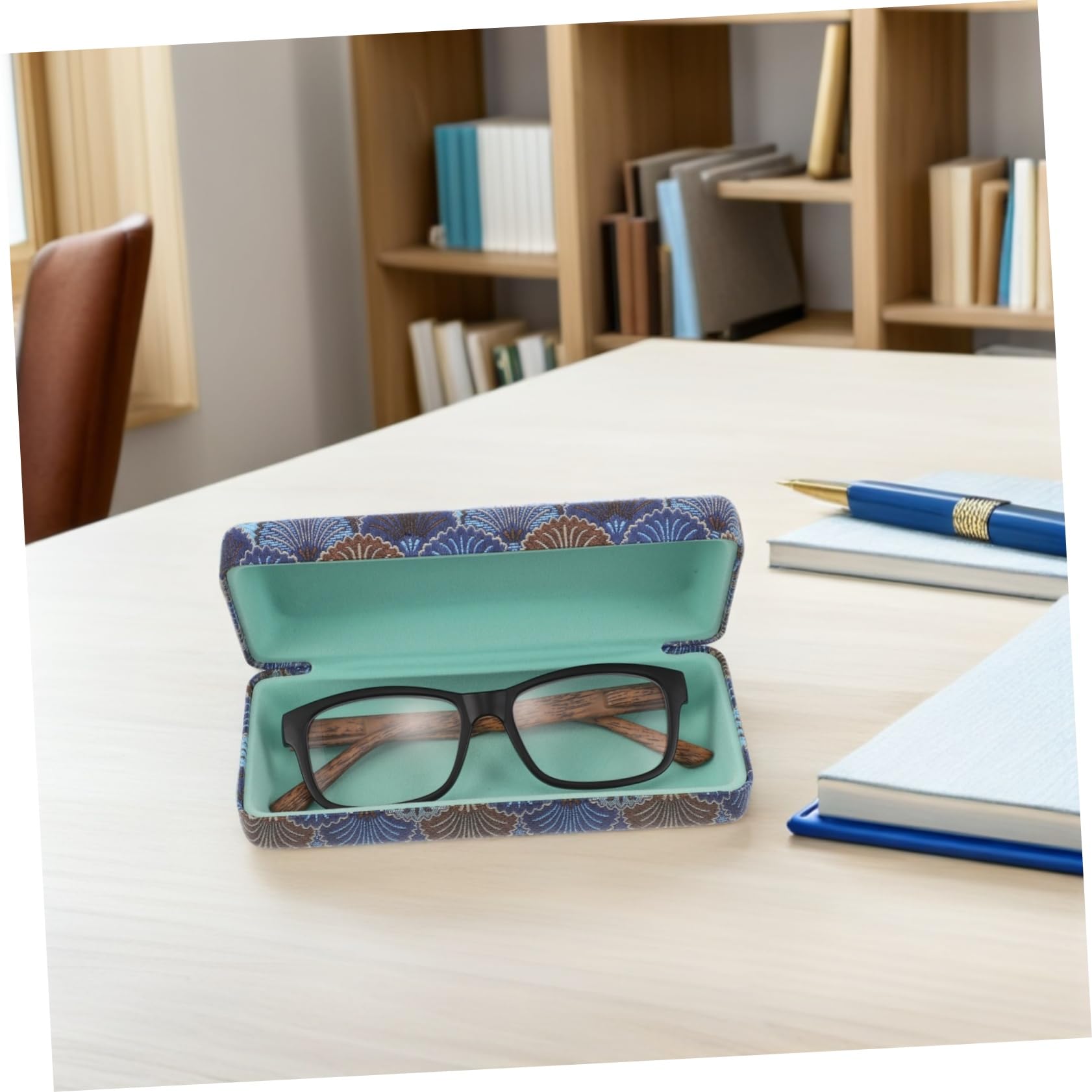 COLLBATH 4pezzi Custodia Rigida per Occhiali Scatola Portaoggetti Portatile per Occhiali da Sole Vista Organizer Compatta in Metallo Resistente