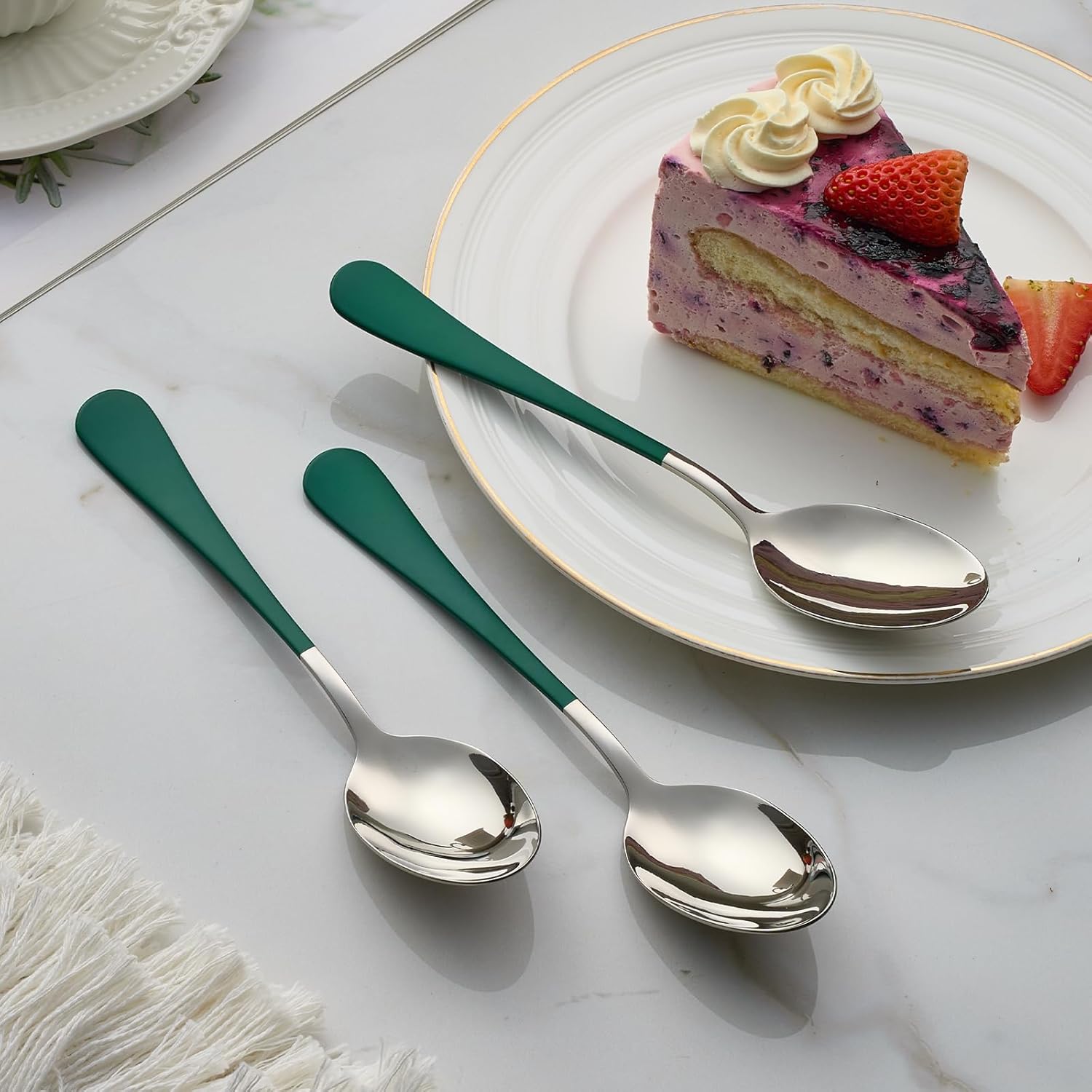 Green Dinne spoons Set 24 Piece,Green Handle Silverware Spoon 18/0 Stainless Steel Flatware Bulk Spoon,7.3-inch Dessert Spoons Sets Table Spoon Set of 24,Mirror Finished Dishwasher Safe