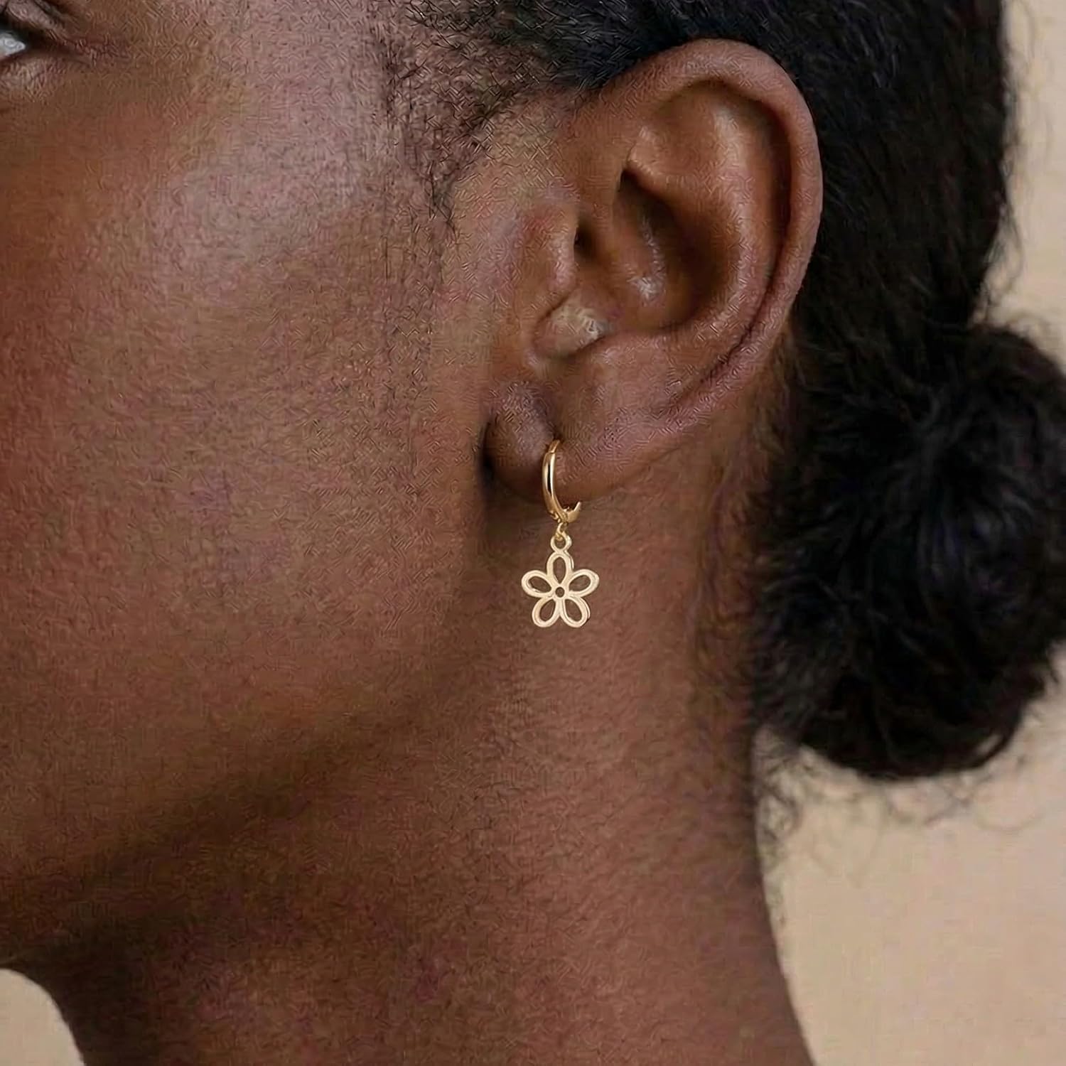 SLUYNZ Solid 925 Sterling Silver Flower Hoop Earrings for Women Teens Hollow Flower Hoop Earrings Huggie