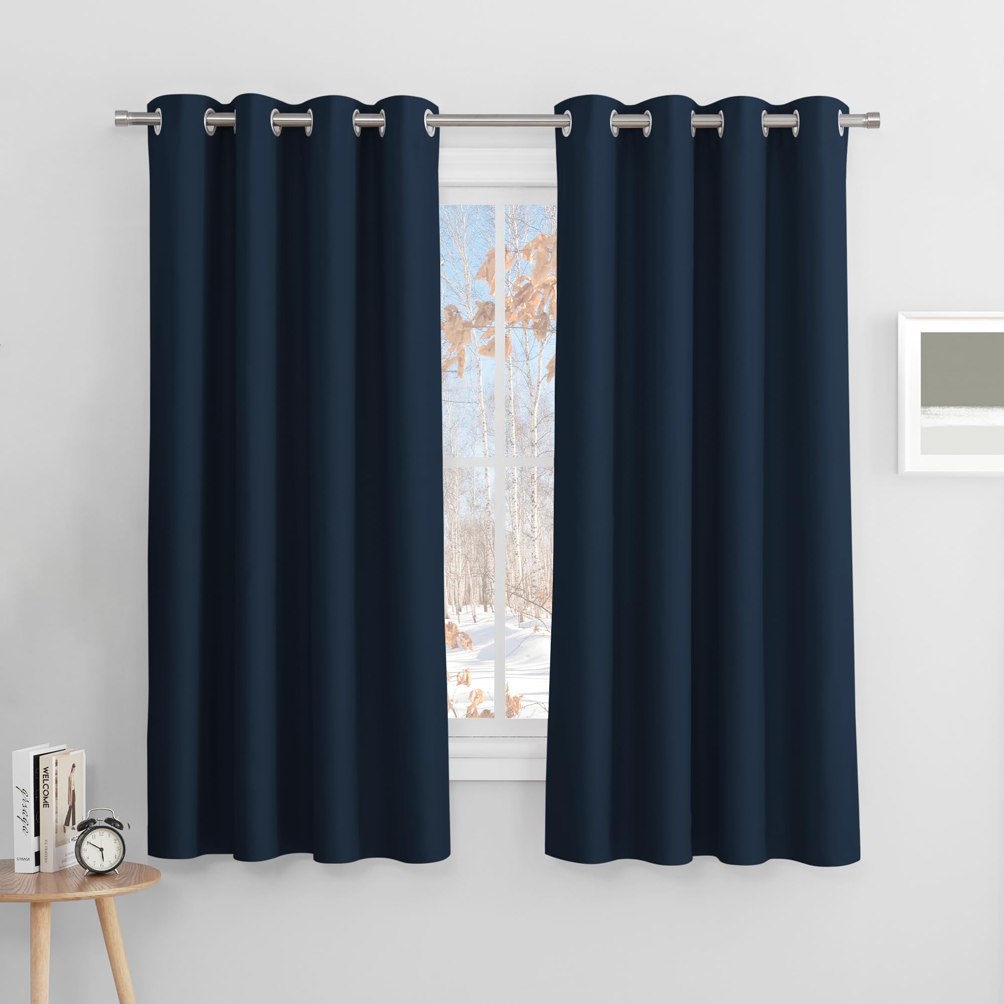 PONY DANCE Tende Oscuranti per Salotto Finestre Moderne 2 Pezzi L 140 x A 160 cm Tenda Termica Isolante Cameretta Bambina Corta Curtains Soggiorno con Anelli, Blu Scuro