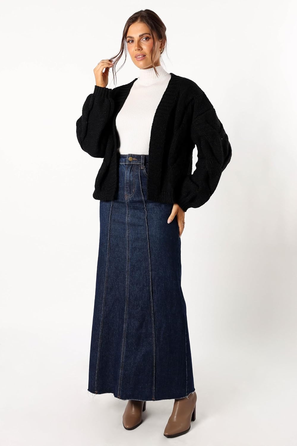 Petal & Pup Women's Oaklee Large Knit Back Cardigan - Image 6