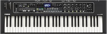 لوحة مفاتيح Yamaha CK Series 61-Key مع مكبرات صوت مدمجة ، أسود ( CK61 )