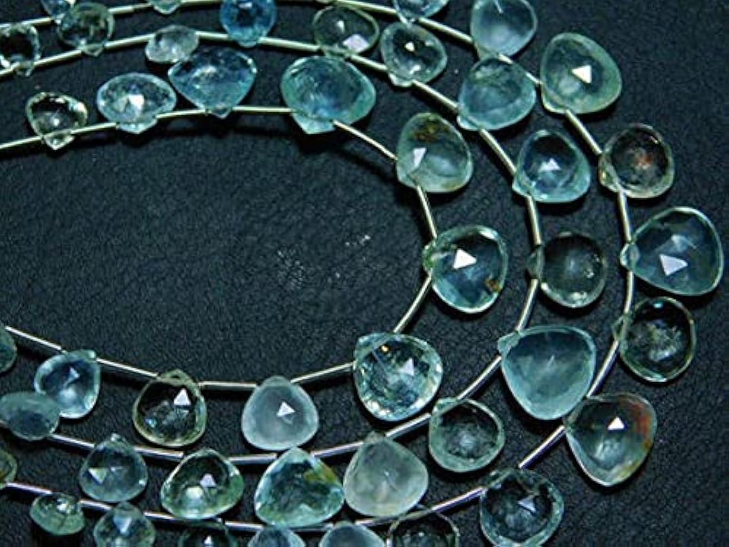 Aquamarine cœur briolette LKBEADS, pierres naturelles de sérénité pour bijoux symboliques
