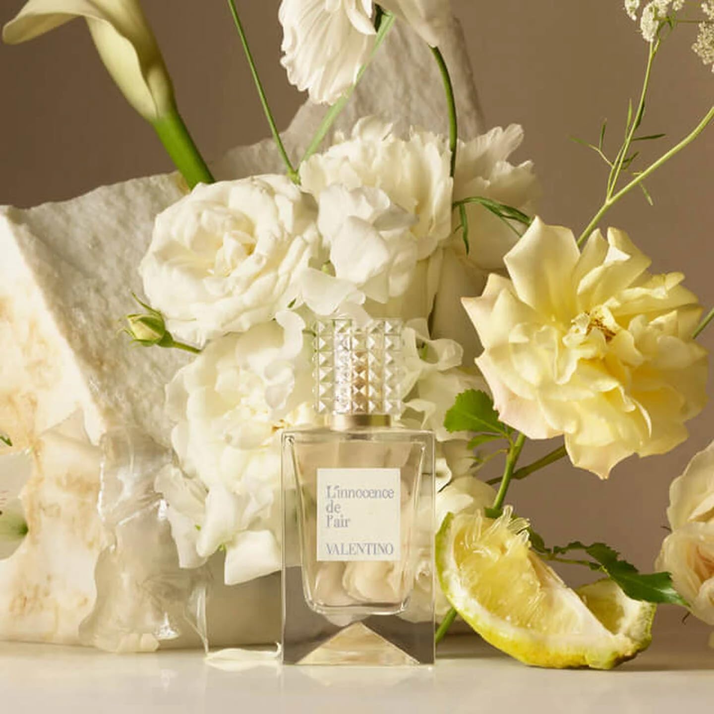 Amazon.com : Valentino L'innocence De L'air Parfum Spray, 3.4