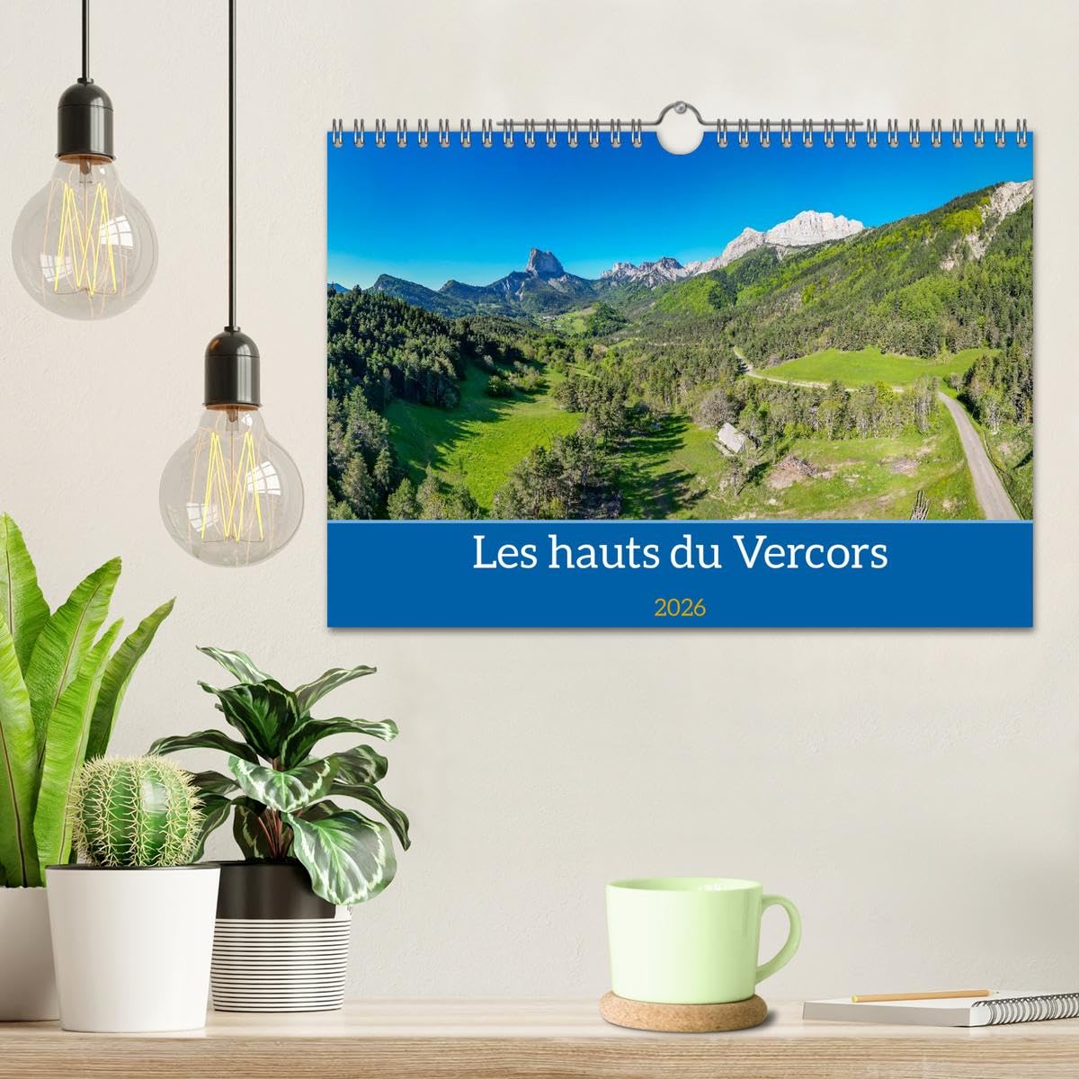 Les Hauts du Vercors (Calendrier mural 2026 DIN A4 vertical), CALVENDO calendrier mensuel: À la découverte des Hauts-Plateaux du Vercors