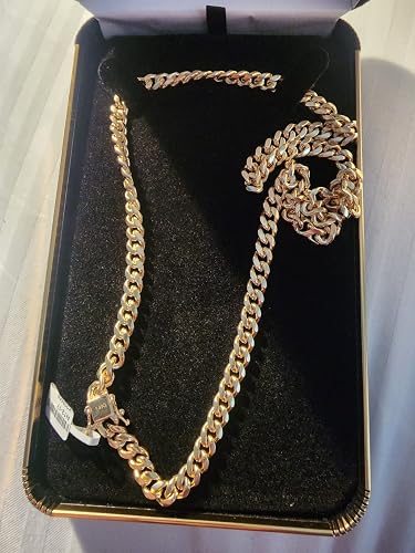 Review Image by Horrible necklaces as the reviews show.
