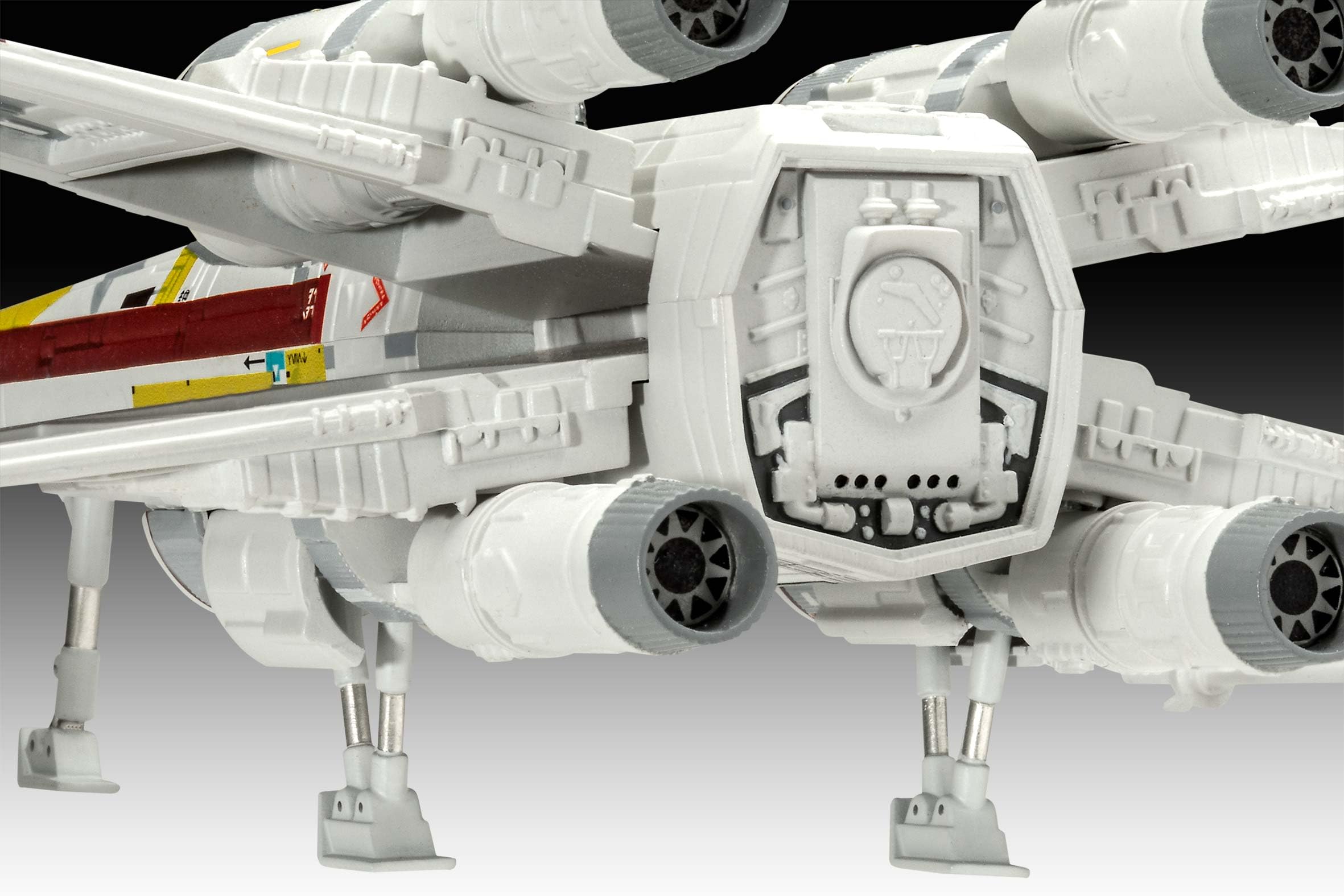 Revell 06790 Carson Teva's X-Wing Fighter : The Mandalorian 1:57 Scale Unbuilt/Unpainted Plastic Model Kit