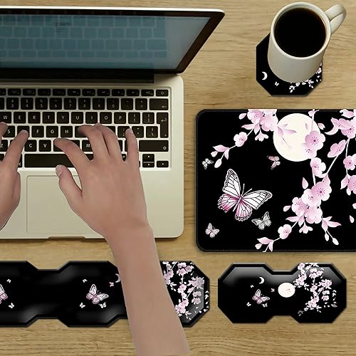 Miniatura 6 de Alfombrilla para mouse con reposamuñecas+reposamuñecas para teclado+soporte de muñeca+posavasos juego de 4 piezas con temática de mariposas y cerezo