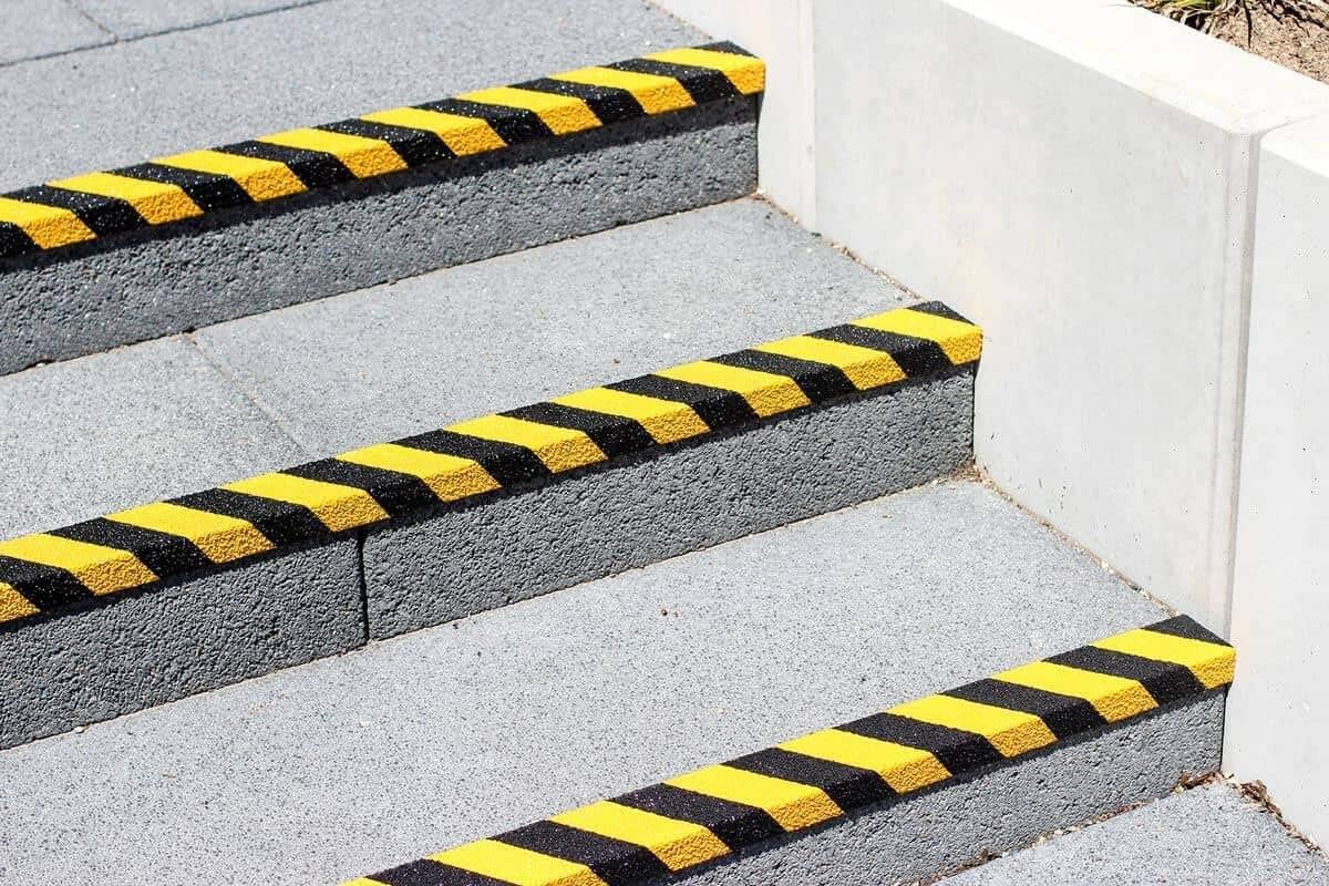 SAIFPRO Anti Slip/Skid Tape 2 Inches x 5 Metres 1