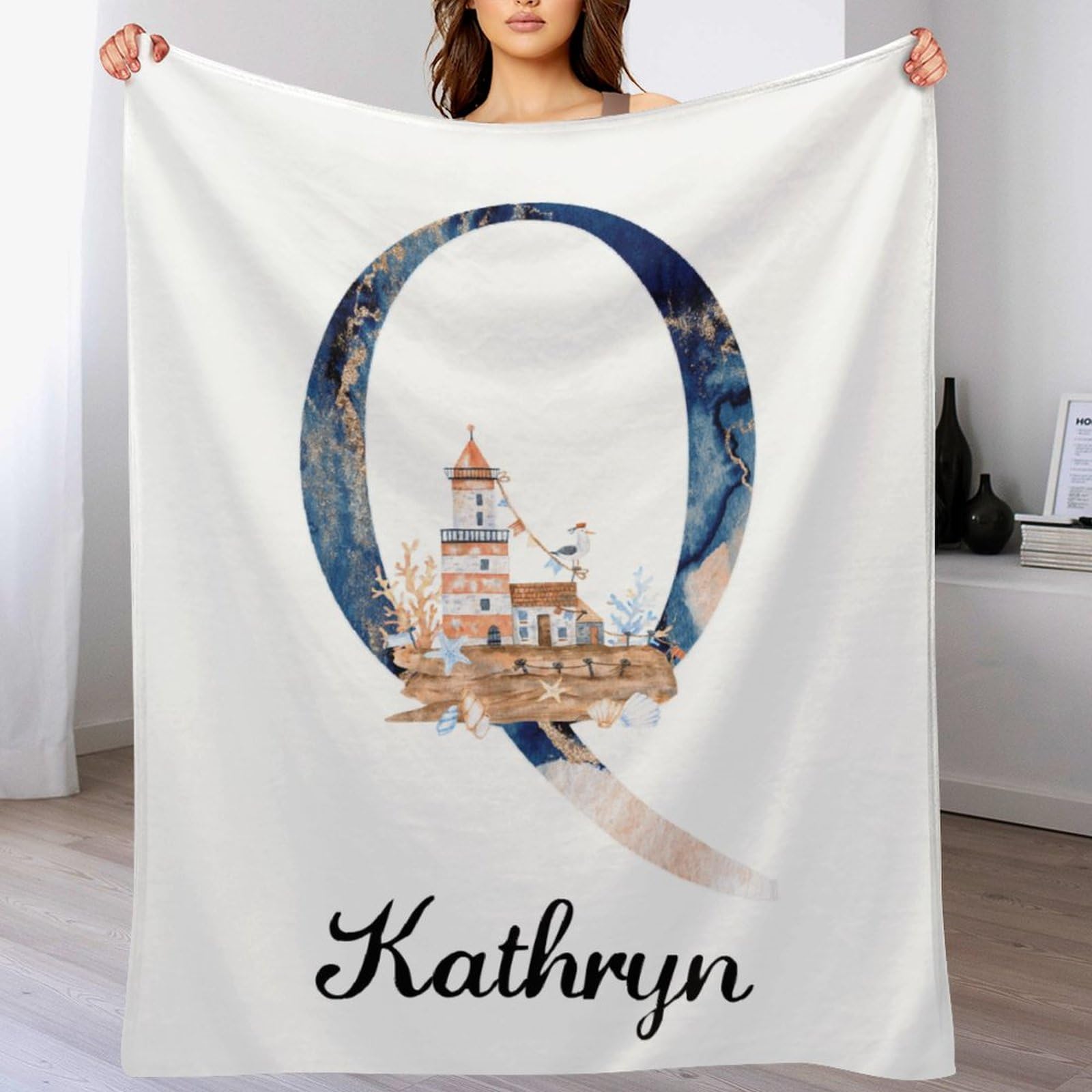 MangGou Custom Dark Blue Monogram Coral Seaweed Bed Blankets Ocean Beach  Theme Initial Letter Q Flannel Fleece Blanket Custom Name Back to School  Children Soft Warm Flannel Throw Blankets 30x40in : Amazon.ca: