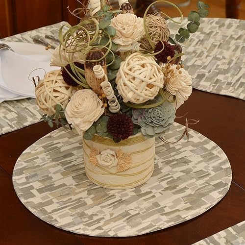 Miniatura 8 de Sweet Pea Linens Britto Moonstone - Juego de 4 manteles individuales en forma de cuña con diseño de piedra lunar gris