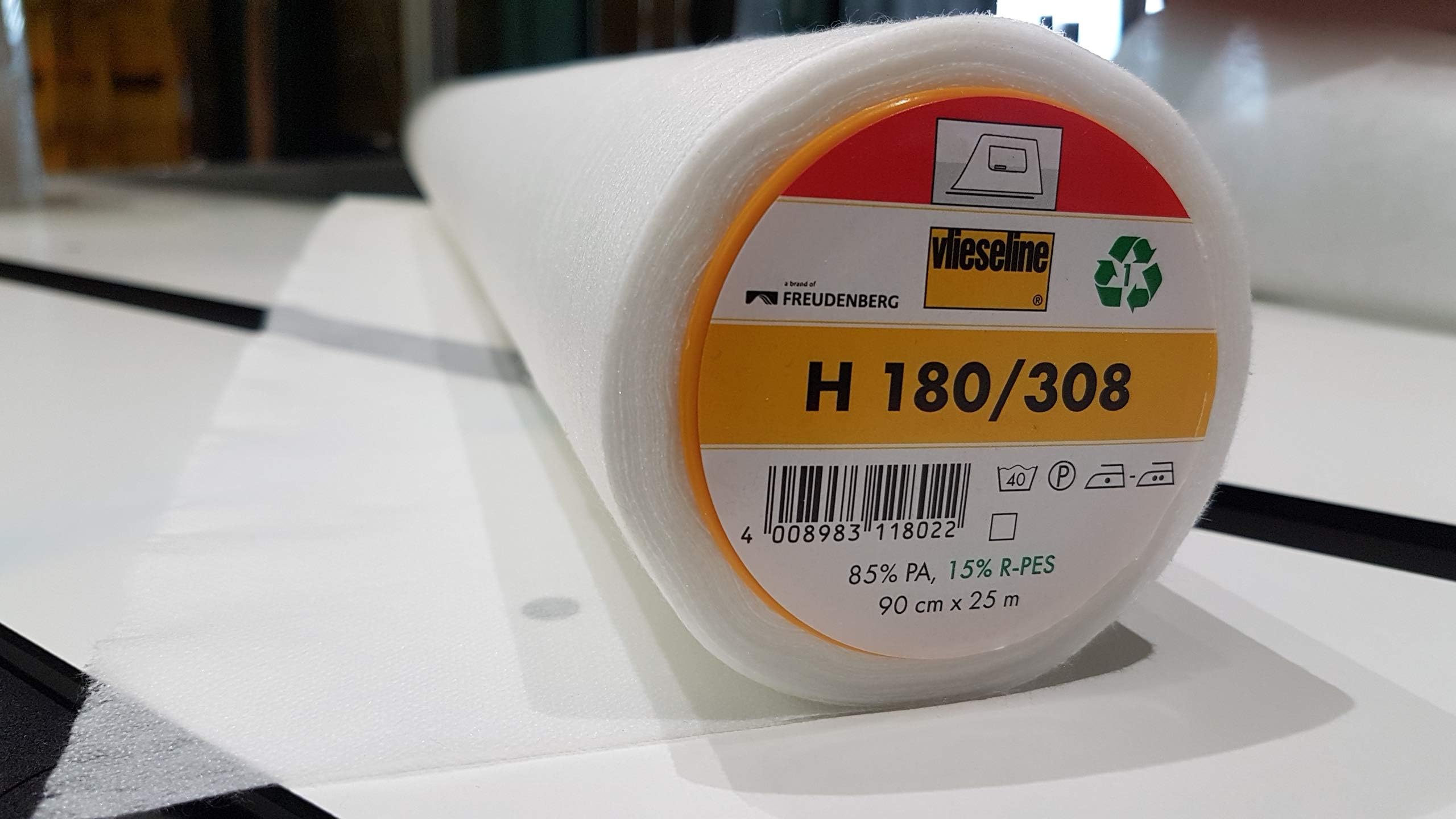 Vlieseline 229220-90 H180 Ironing Inlay, White, 25 x 0.9 m