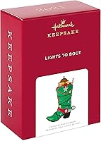 Vista 3 de Hallmark Keepsake Adorno navideño 2021, botas de vaquero con luces para arrancar