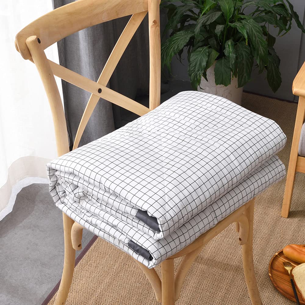 Couvre-lit matelassé pour l'été : jeté de lit blanc réversible pour des nuits fraîches