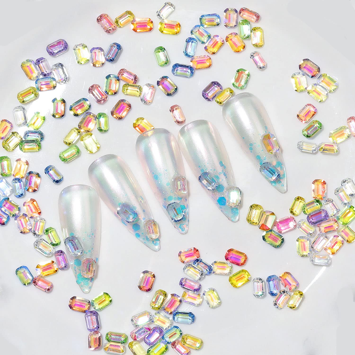 ZHEJIA ラインストーン ネイル クリスタル ネイルパーツ (约100個)大容量セット ネイルストーン ケース入り diy ネイルセット  ジェルネイル ネイルアート ネイルを飾てと服装使用 高い採光 ネイル デコ用 混合色 カラー