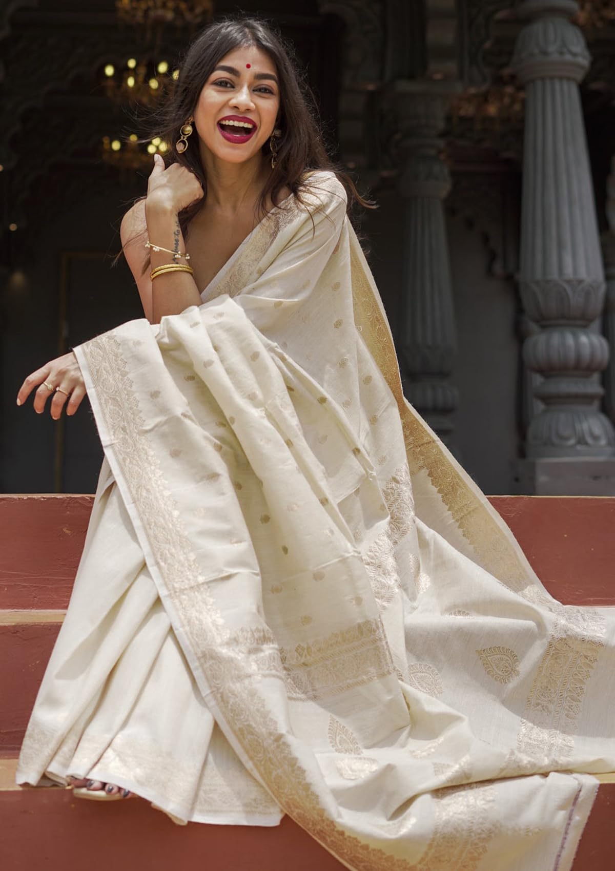 Sugathari Sari da donna in seta jacquard dell'India merid