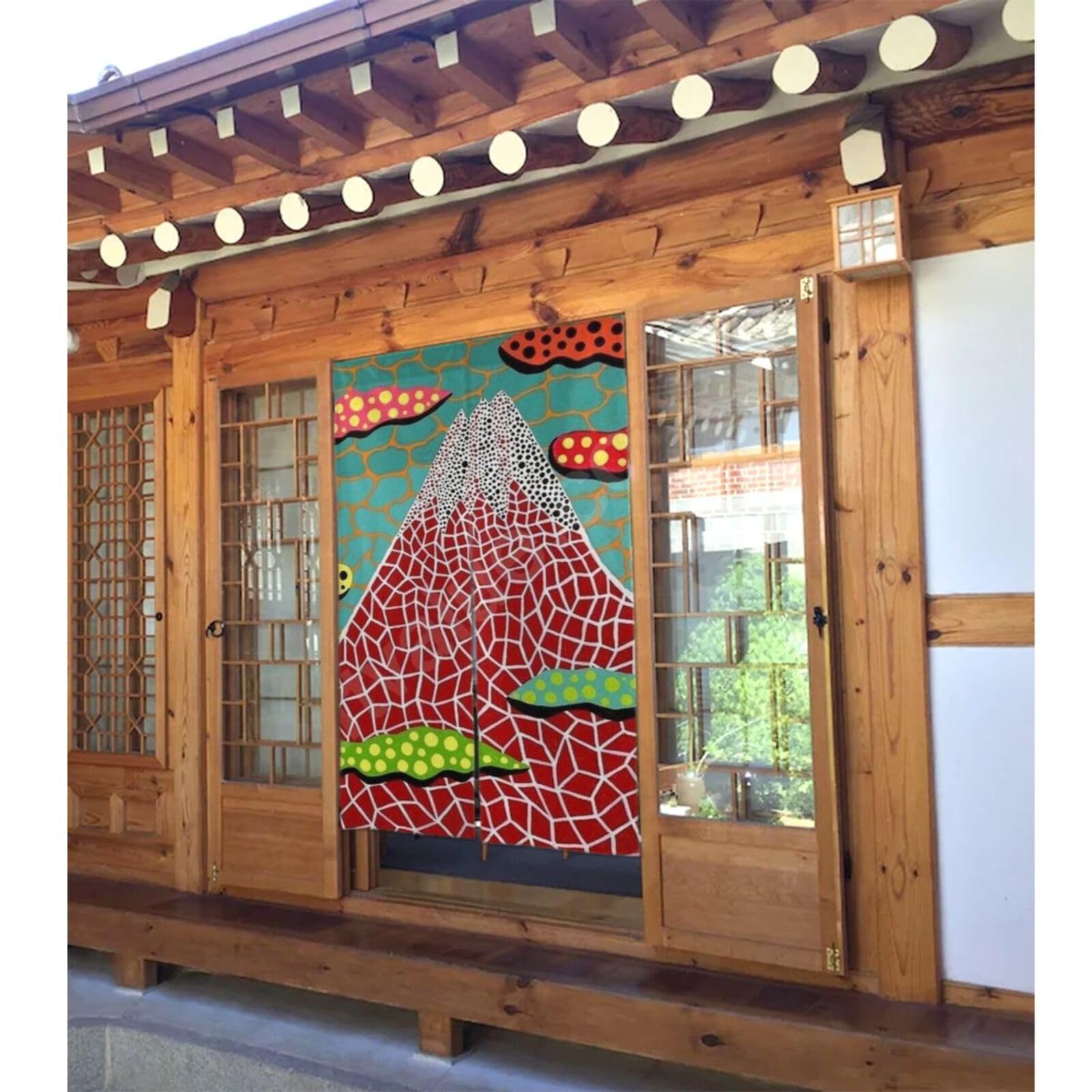 Amazon｜草間彌生 のれん おしゃれ ロング丈 86*143cm 暖簾 間仕切り