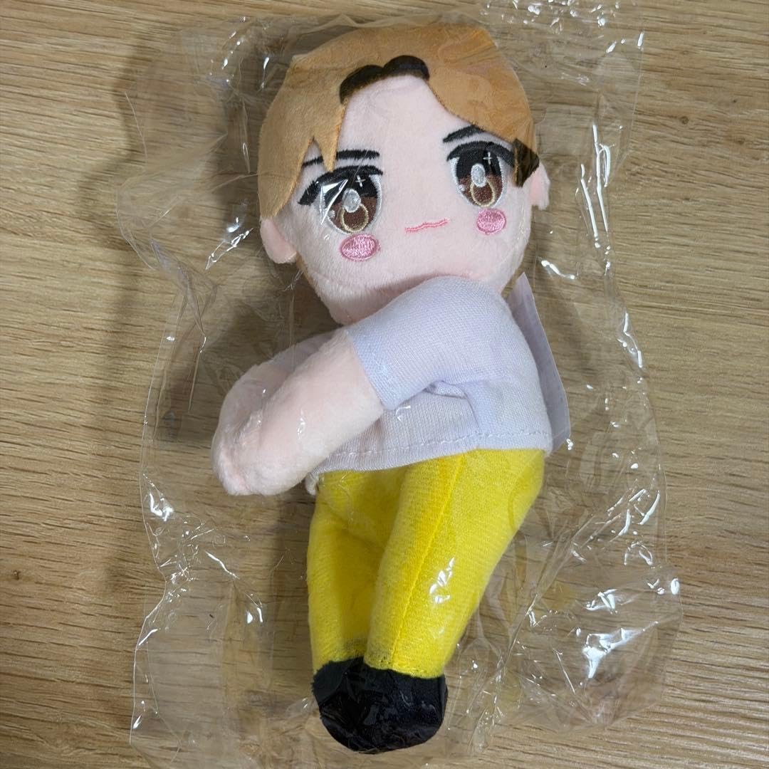 Amazon.co.jp: M!LK SMILEPOP 吉田仁人 どこでもだっこぬい : おもちゃ