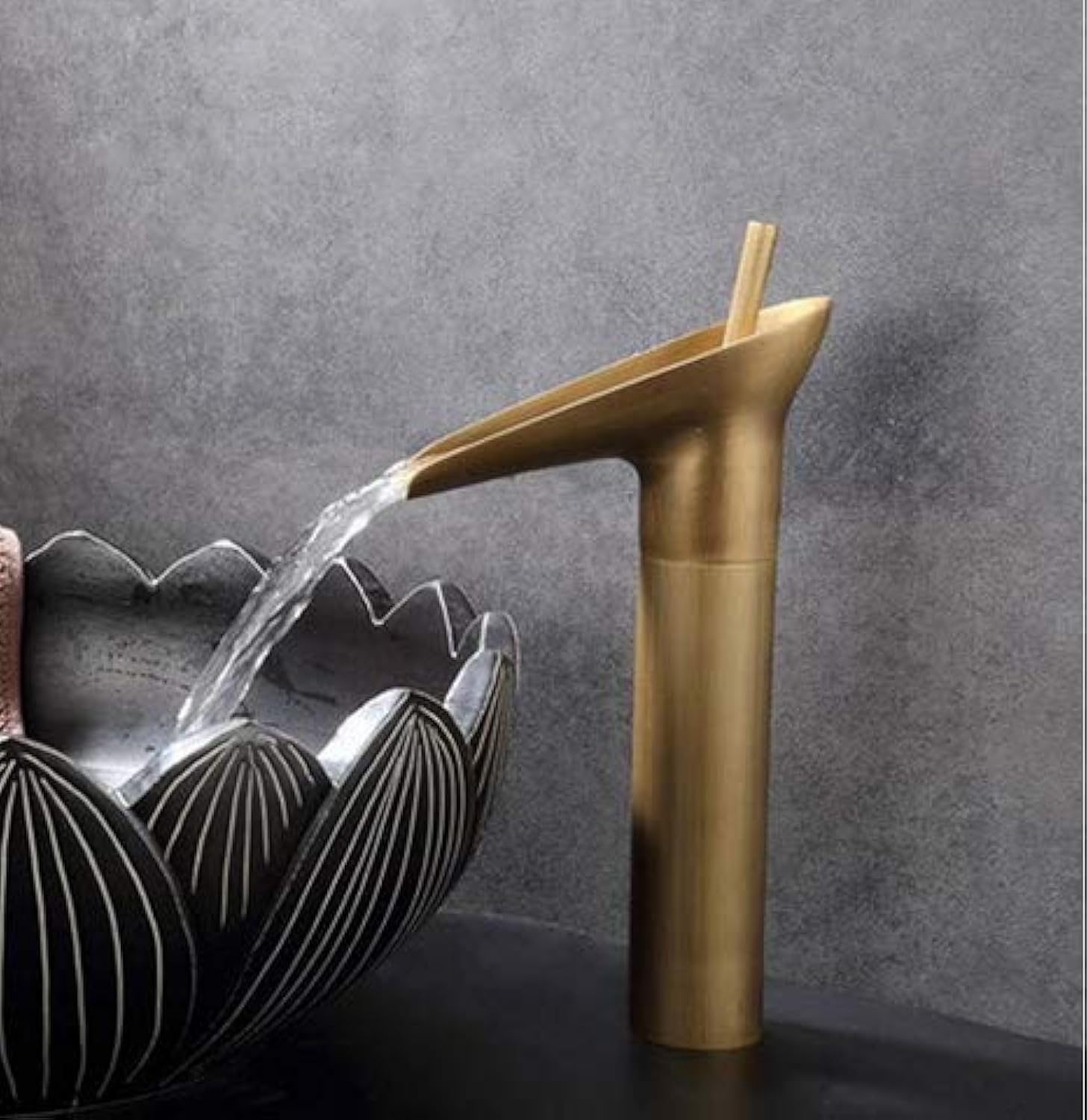 Aquieen Luxury Series Qua Extended Body Hot & Cold Basin Mixer Basin Tap (Antique Brass)