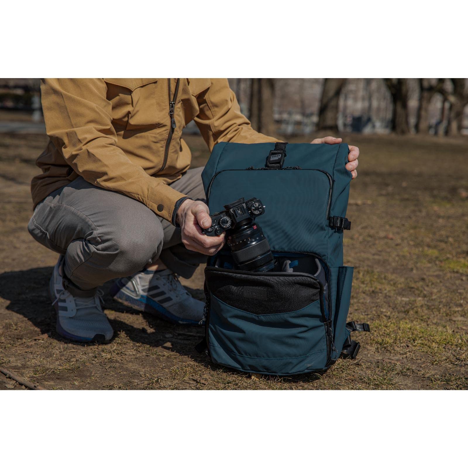 テンバ カメラリュック 株式会社エツミ | アクシス V2 バックパック 20L ブラック