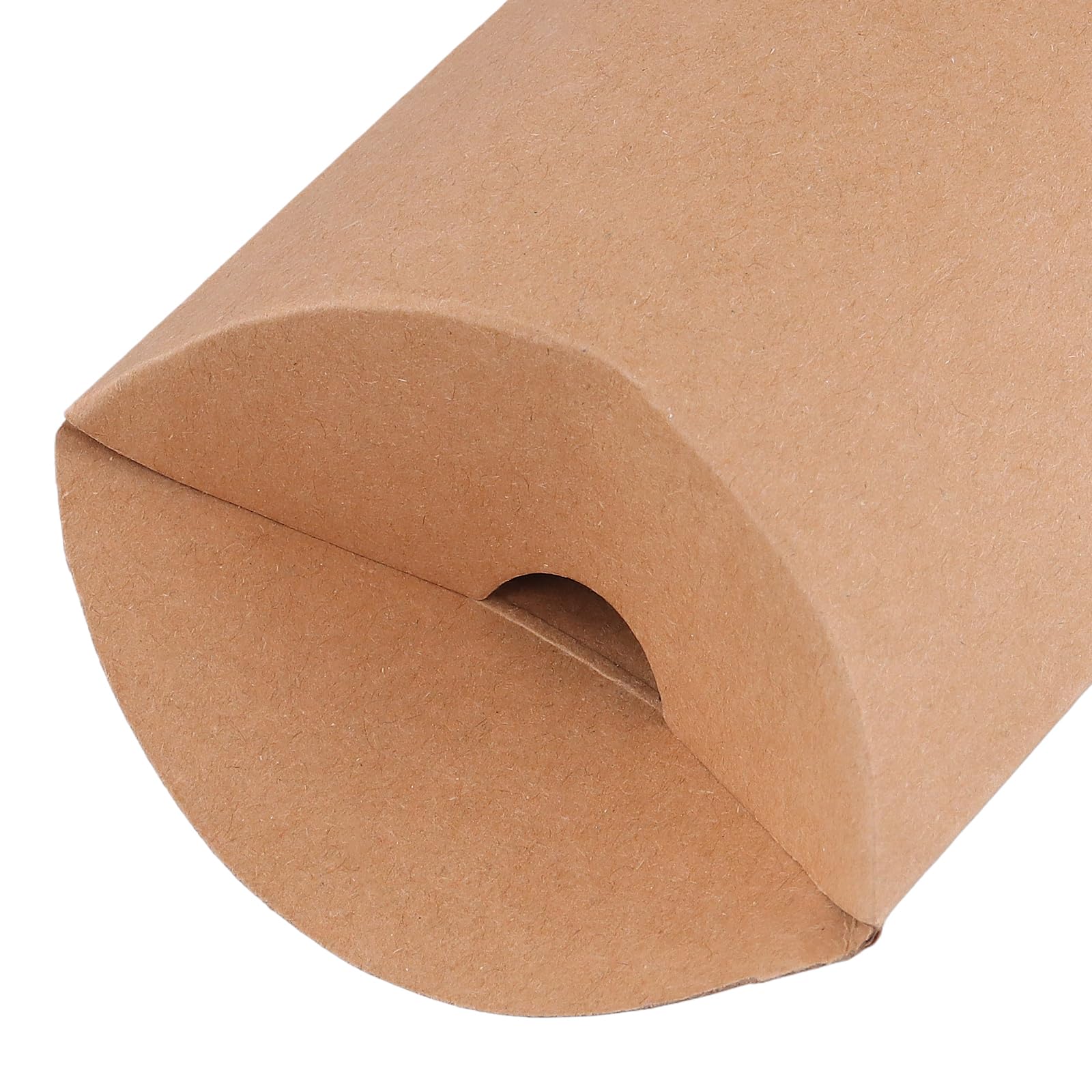 KEILEOHO Petite Boite Cadeau Lot de 150 Boîtes à Dragées en Papier Kraft Marron avec Ficelle de Jute - 13 x 8,8 x 3,5 cm - Pour Mariage, Anniversaire, Fête