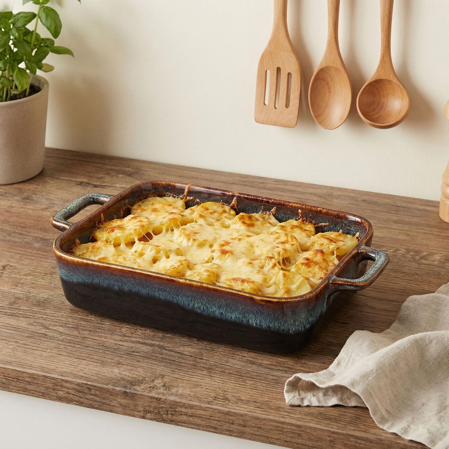 10" x 8" Porcelain Rectangular Casserole Dishes - Baking Dish for Oven, 1.9 QT Ceramic Lasagna Pans, Oven Safe Bakeware for Kitchen Cooking, Cake, Banquet and Dinner