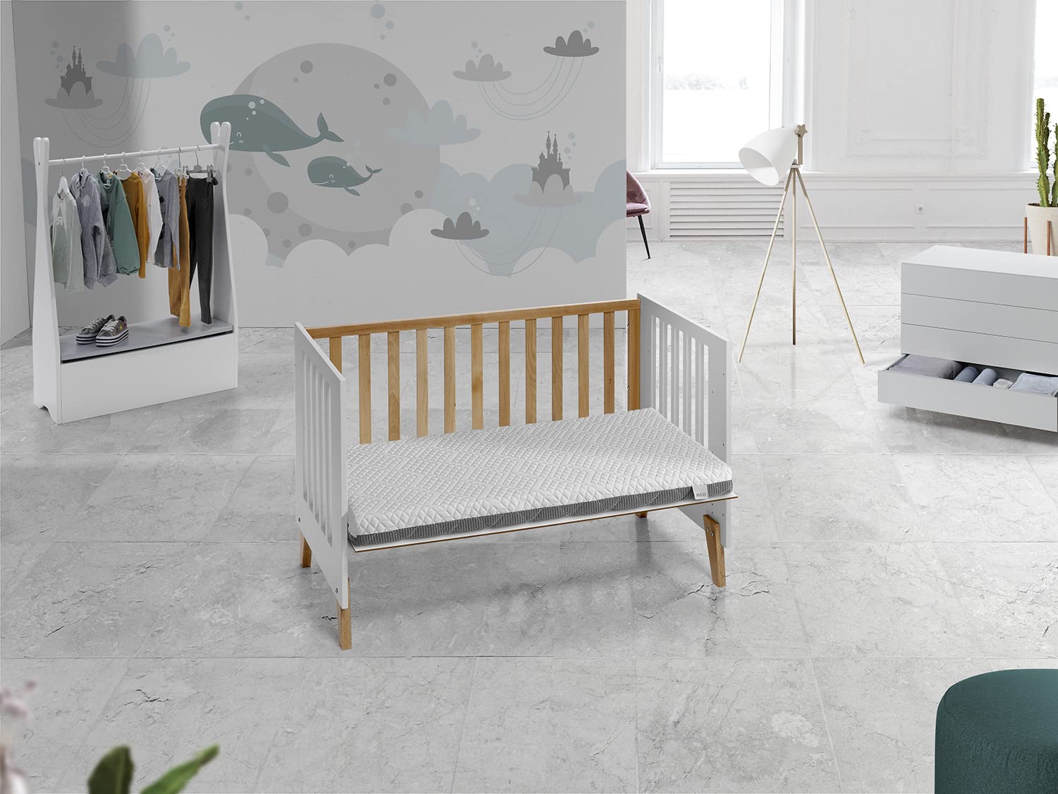 SHAULA Colchon de Espuma con viscoelastica Cuna 60X120 Theo, Altura 11 CM, Viscoelastica perfilada, Transpirable y desenfundable. Firmeza Ideal