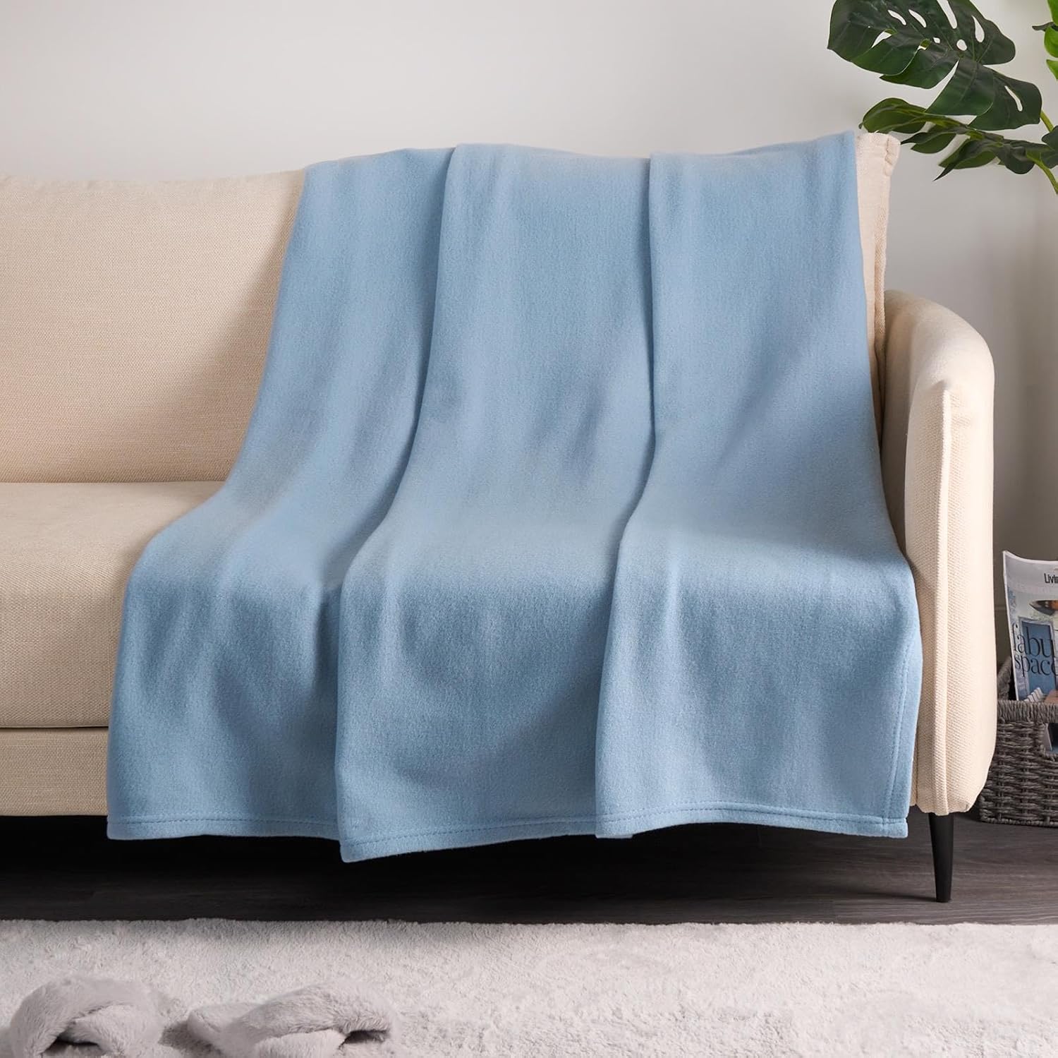 Dreamscene Blue Fleece Blanket, Super Soft Throw Blanket or Beds Sofas Living Room Bedroom Lightweight Comfy Cosy Fleece Throw Camping Travel, 120 x 150cm