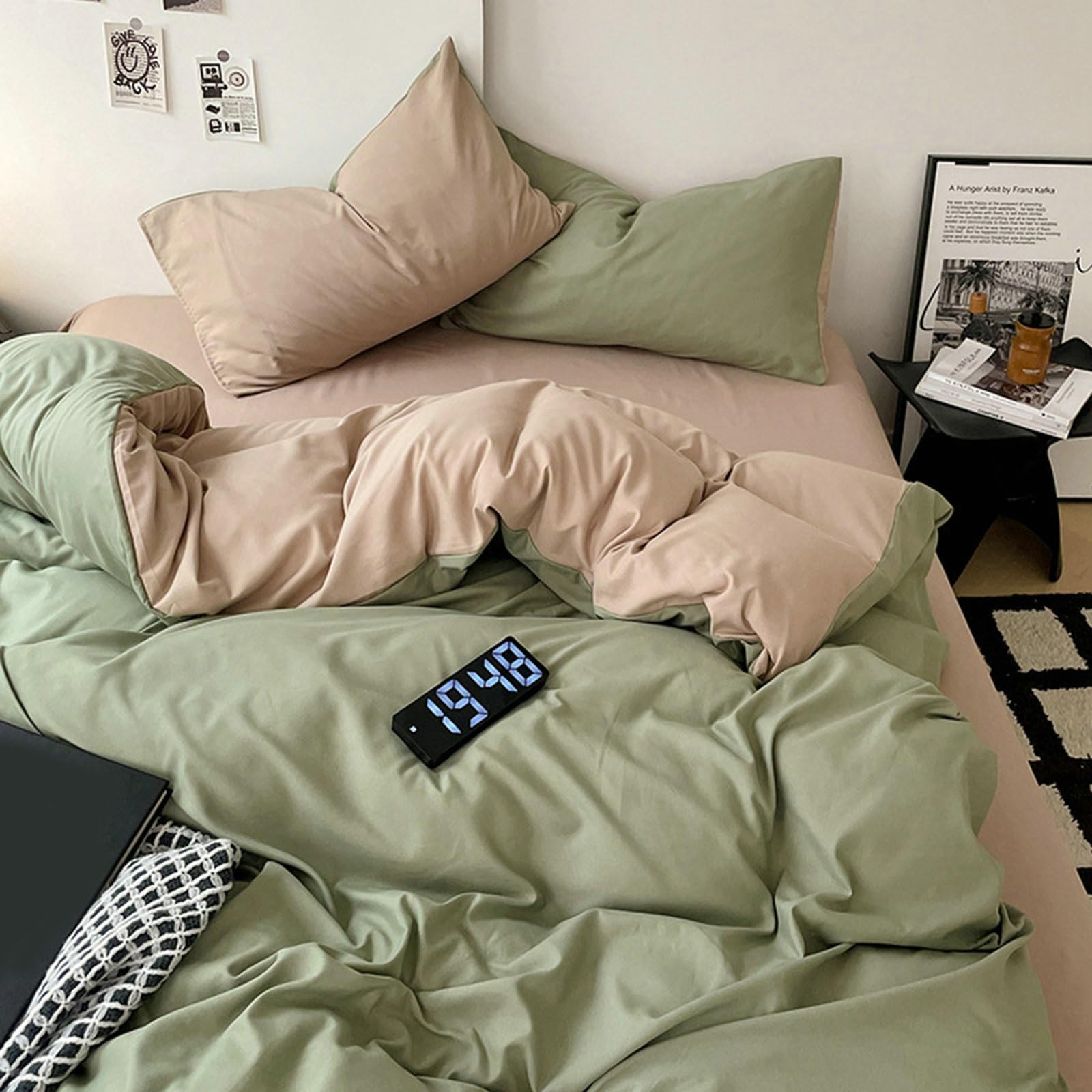 Parure de lit bicolore vert kaki pour créer une chambre cosy et moderne