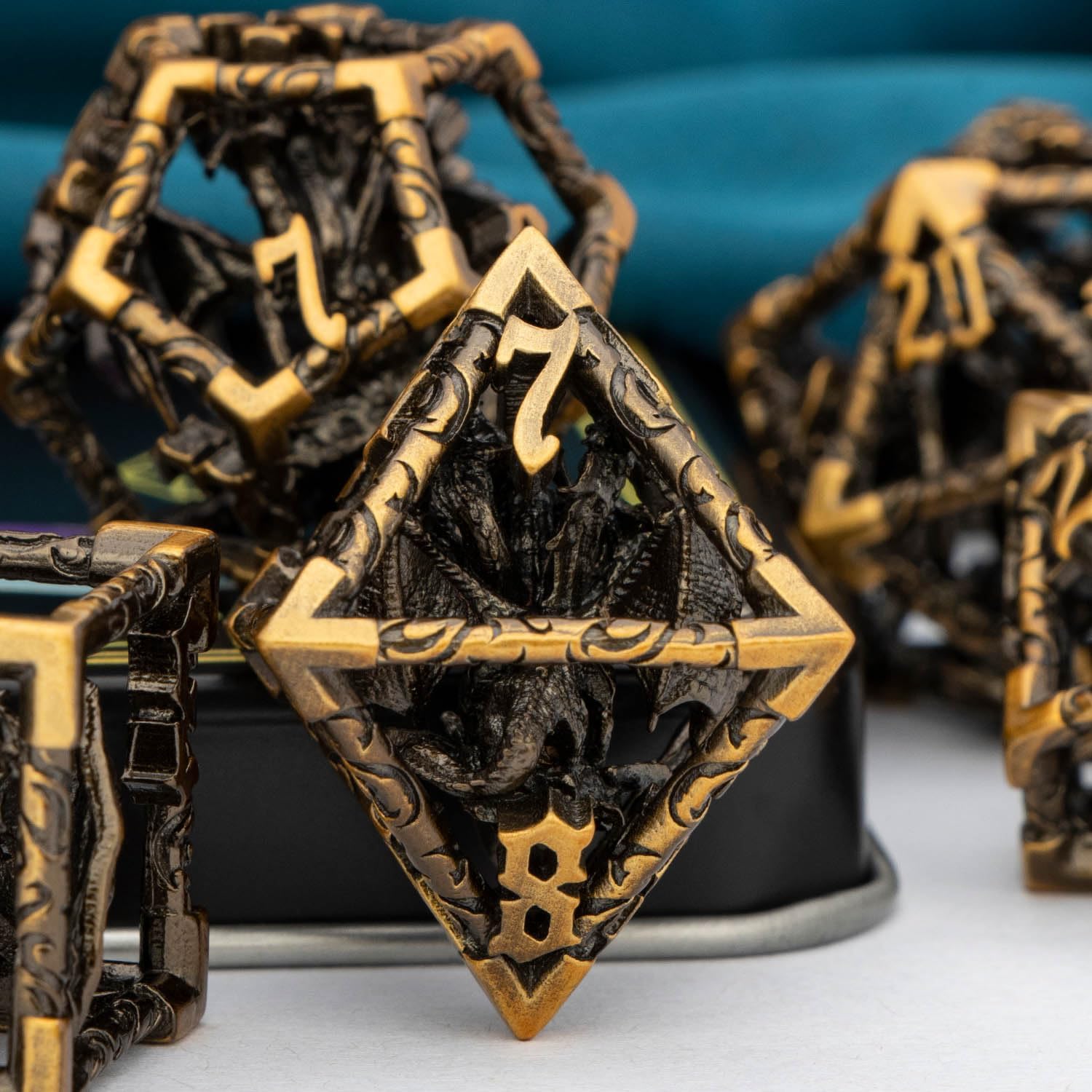 ARUOHHA Hollow DND Dice Set Antique Gold 5-Headed Dragons D and D Dice with Gift Box, Role Playing Games 7PCS RPG Metal Dungeons Polyhedral Dice D20 D12 D10 D8 D6 D4