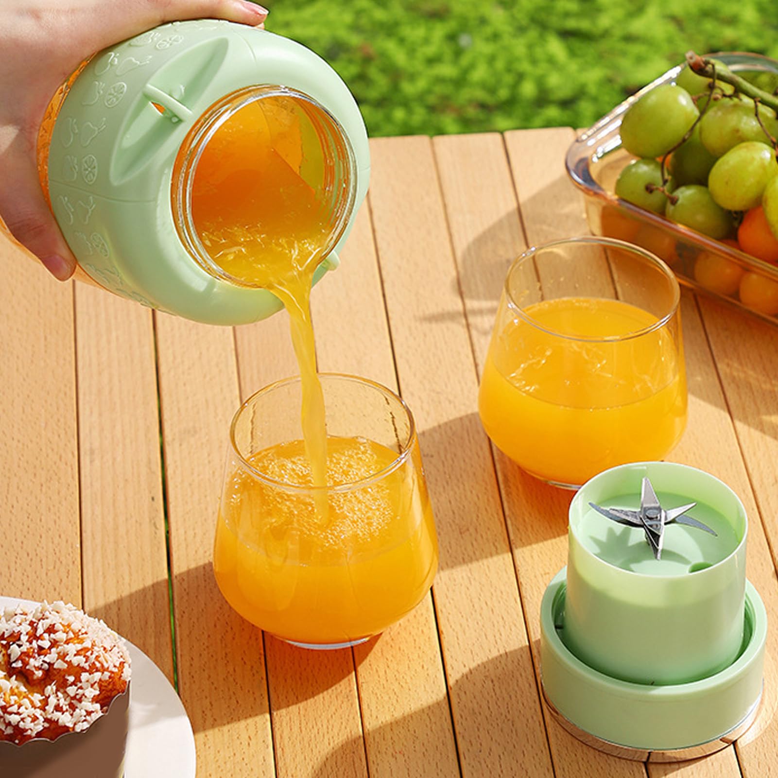 Frullatore Elettrico Ricaricabile 800ml, Macchina per Succhi Portatile, Frullatore Smontabile per Casa Palestra Ufficio Viaggi Smoothie Maker