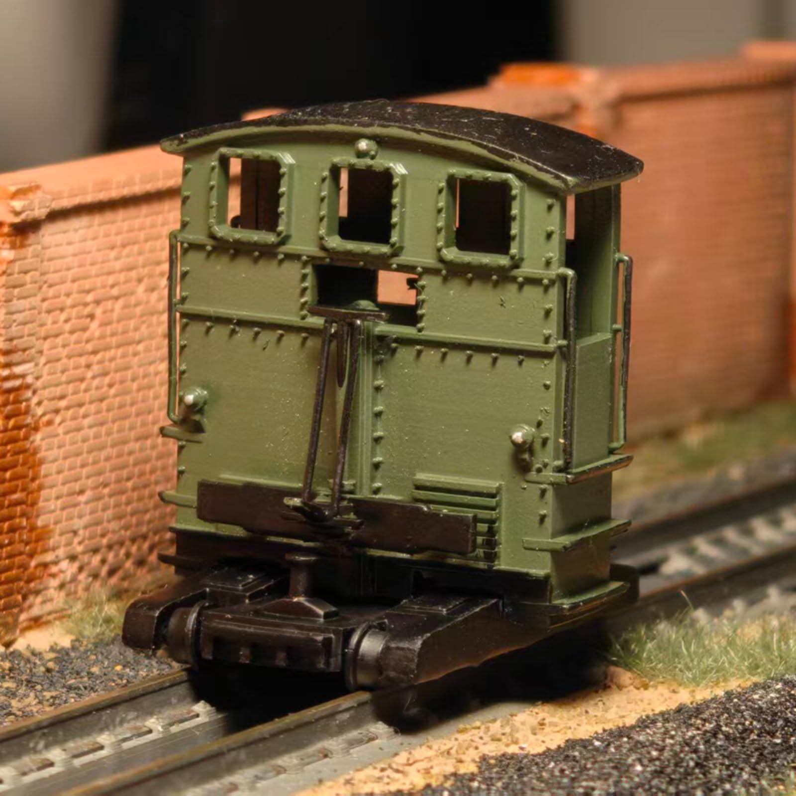 Harilla Réplique de Locomotive Statique Locomotive de Manœuvre Maquette Train Modèle Ho 1/87 en Plastique Aspect Dépôt Rail Non Motorisée Présentation de, Bleu, Jaune