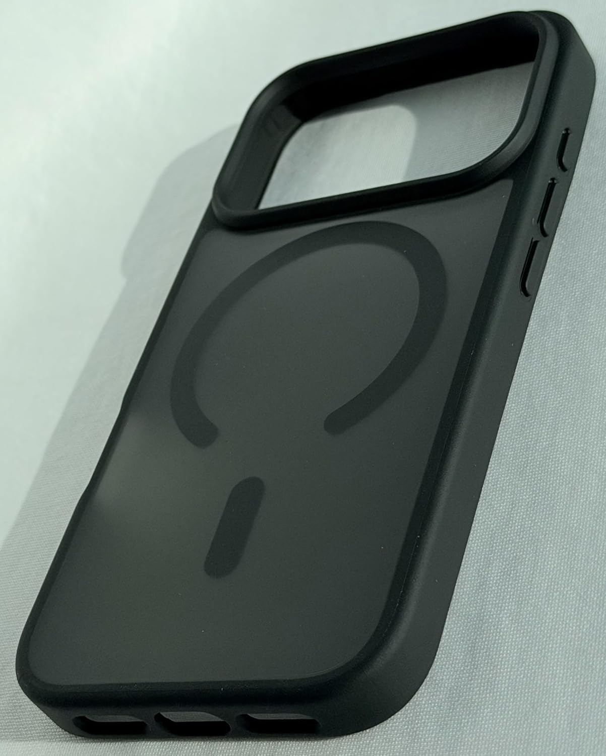 Magnetic Matte Case Compatible with MagSafe for iPhone 17 Pro, Semi-Transparent Frosted Cover with Shockproof Protection and Anti-Fingerprint Finish (Black)