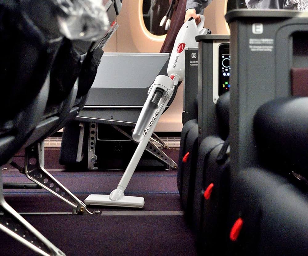 KYOCERA 充電式クリーナー DHC180L5 Amazon.co.jp: 京セラ(Kyocera) 旧リョービ プロ用 充電式