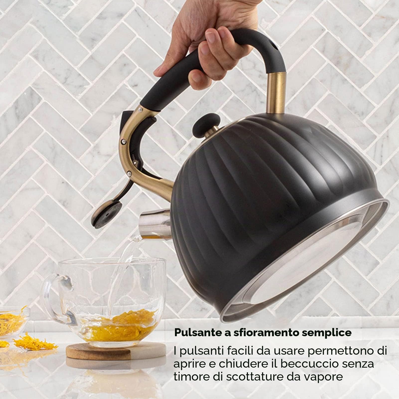 Bollitore per il tè con Fischio, Teiera con Fischio in Acciaio Inossidabile per Uso Alimentare di Grande capacità da 3,5 L con Manico Ergonomico Al Tocco Freddo per Piano Cottura