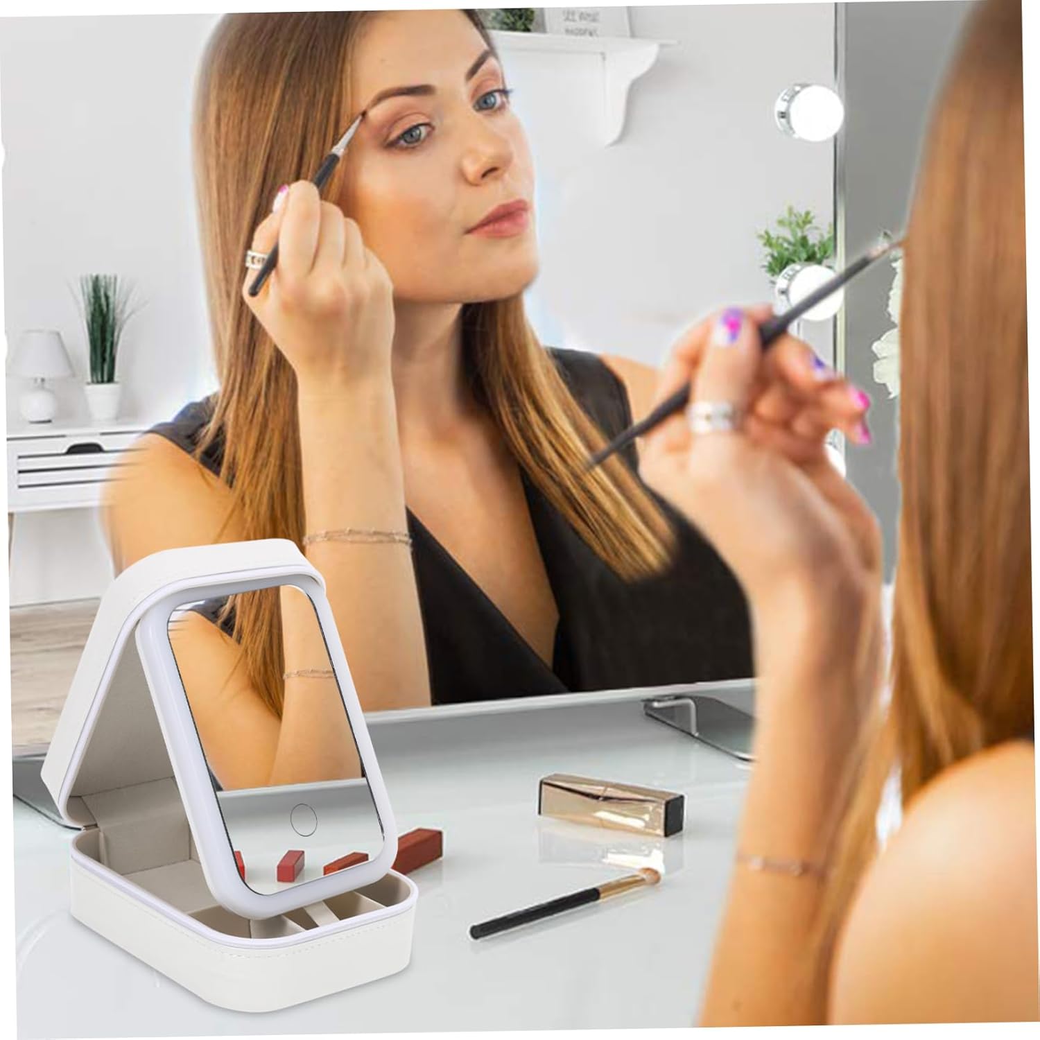 MERRYHAPY Travel Makeup Organizer with LED Lighted Mirror Stylish Faux Storage Case for Makeup Essentials for Outdoor Use and Easy Organization