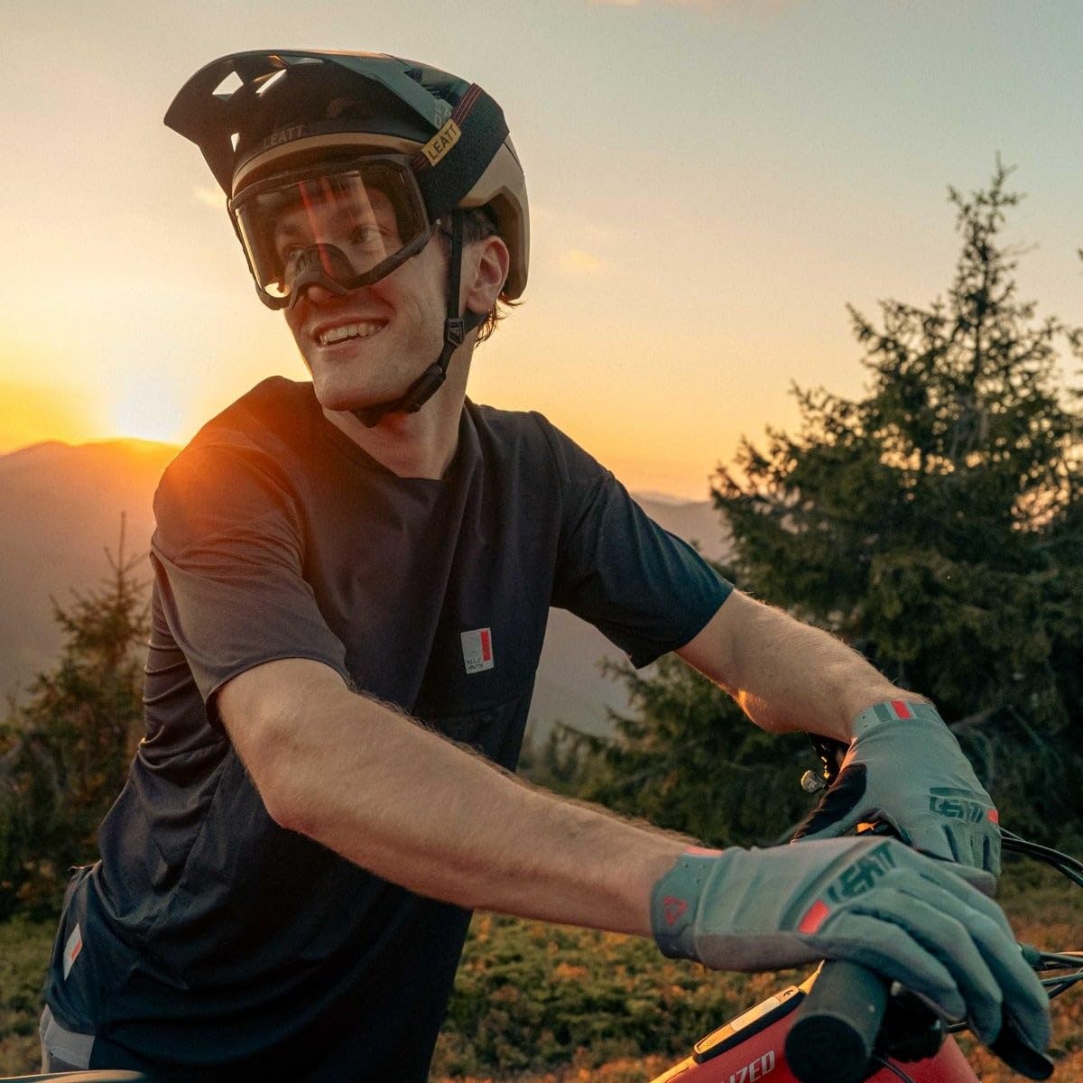 Velocity 4.0 MTB X-Flow Schutzbrille – Streifen – 83 % klare Linse