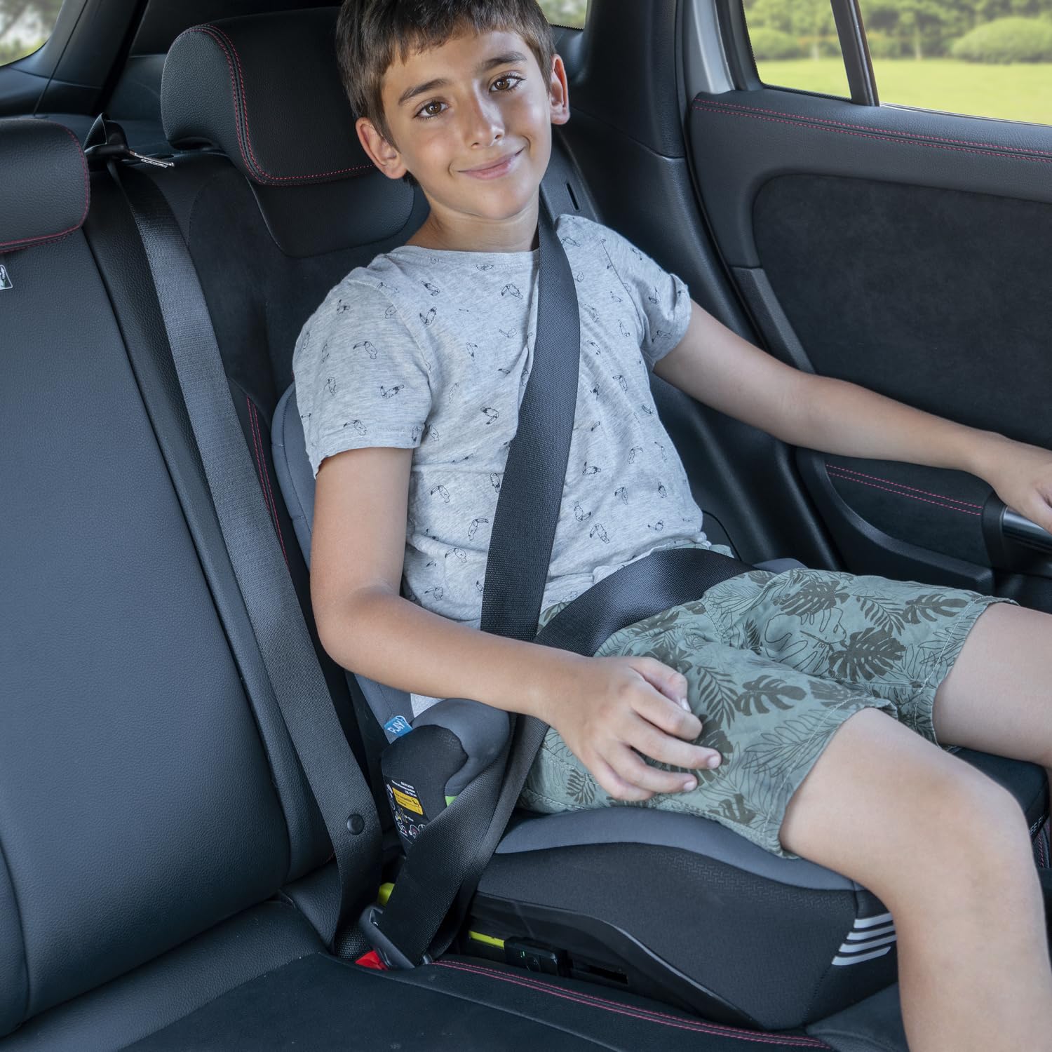 Play Three fix evo, Siège auto Rehausseur ISOFIX, Rehausseur auto léger, de 6 à 12 ans, 22-36 kg, 125-150 cm, Tinted Grey (Gris)