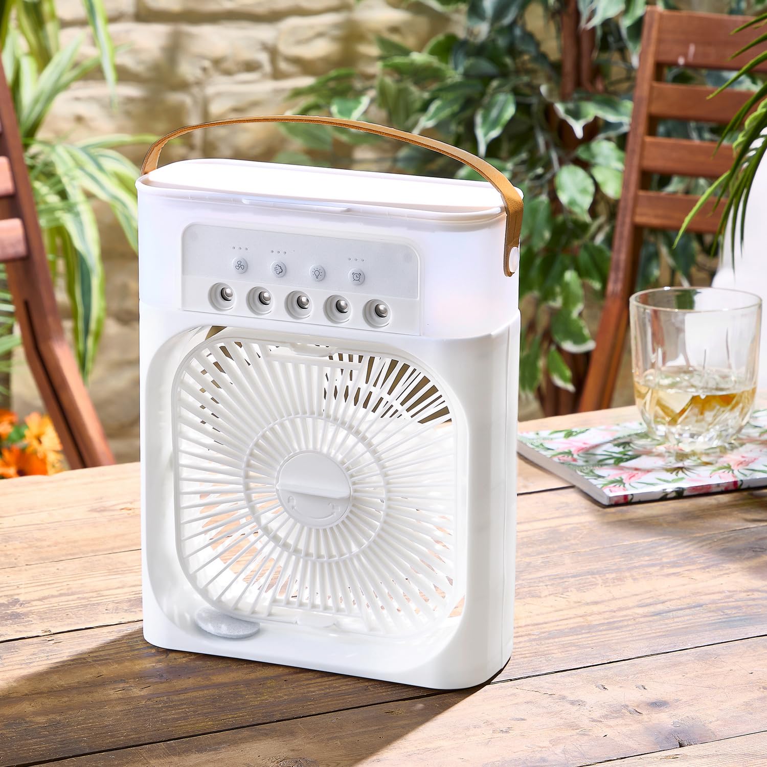 Ventilateur de table sans fil contre la chaleur étouffante avec réservoir eau 600 ml