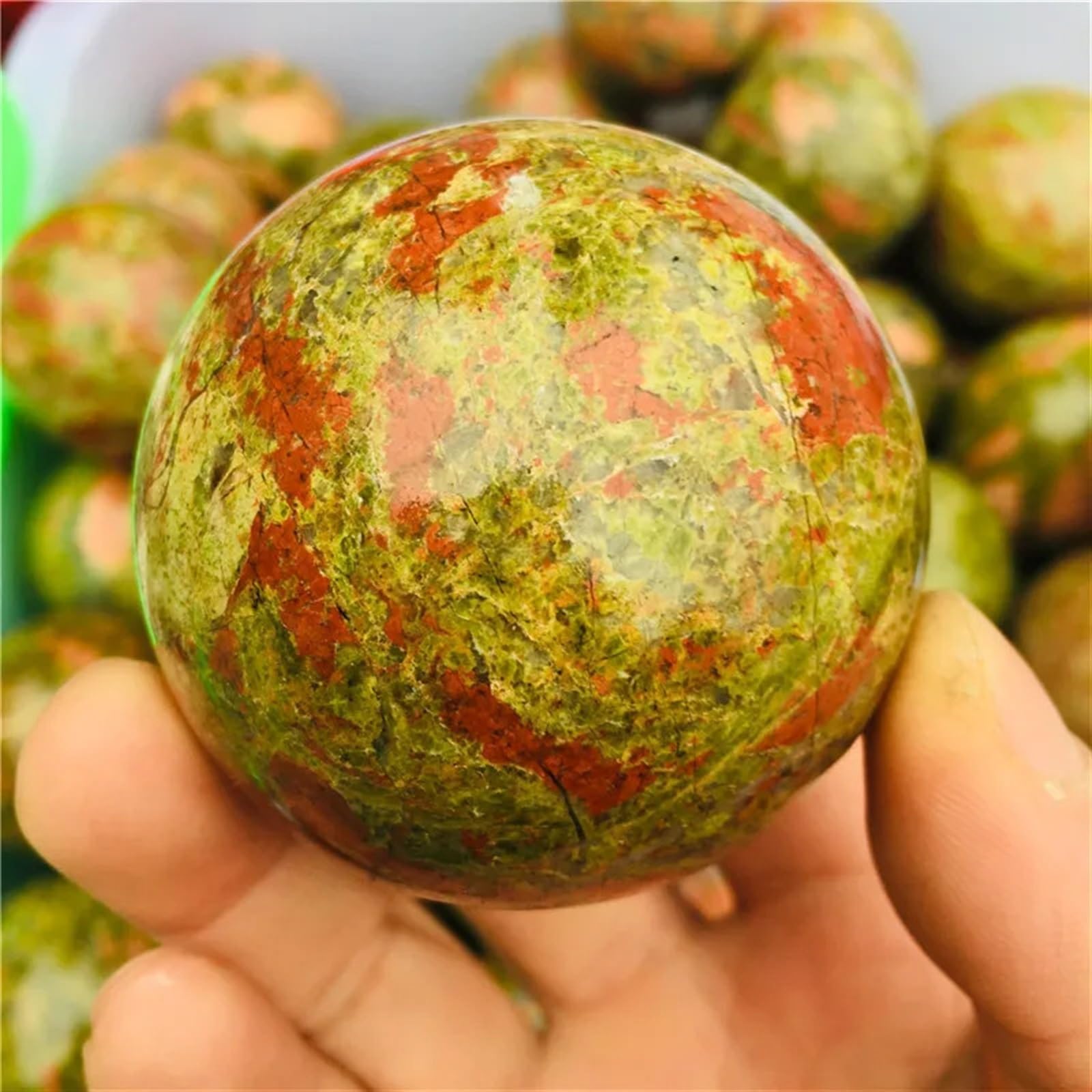 CNTUSRXT Take The Green Stone Quartz Crystal Ball Home Decoration Cutting and polishing 1pc Ornaments (Size : 4cm) Gemstone Stone