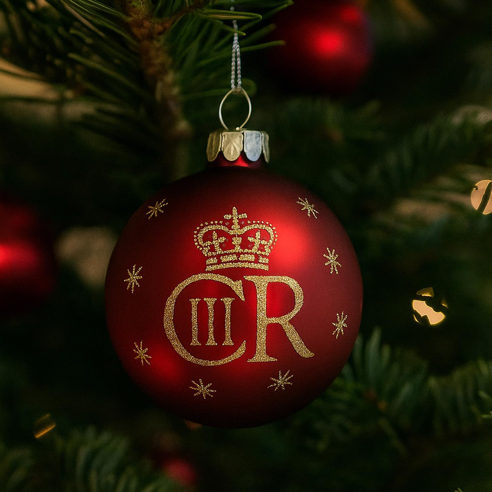 Gisela Graham Red Glass Christmas Bauble With Gold Glitter Trellis (8Cm)