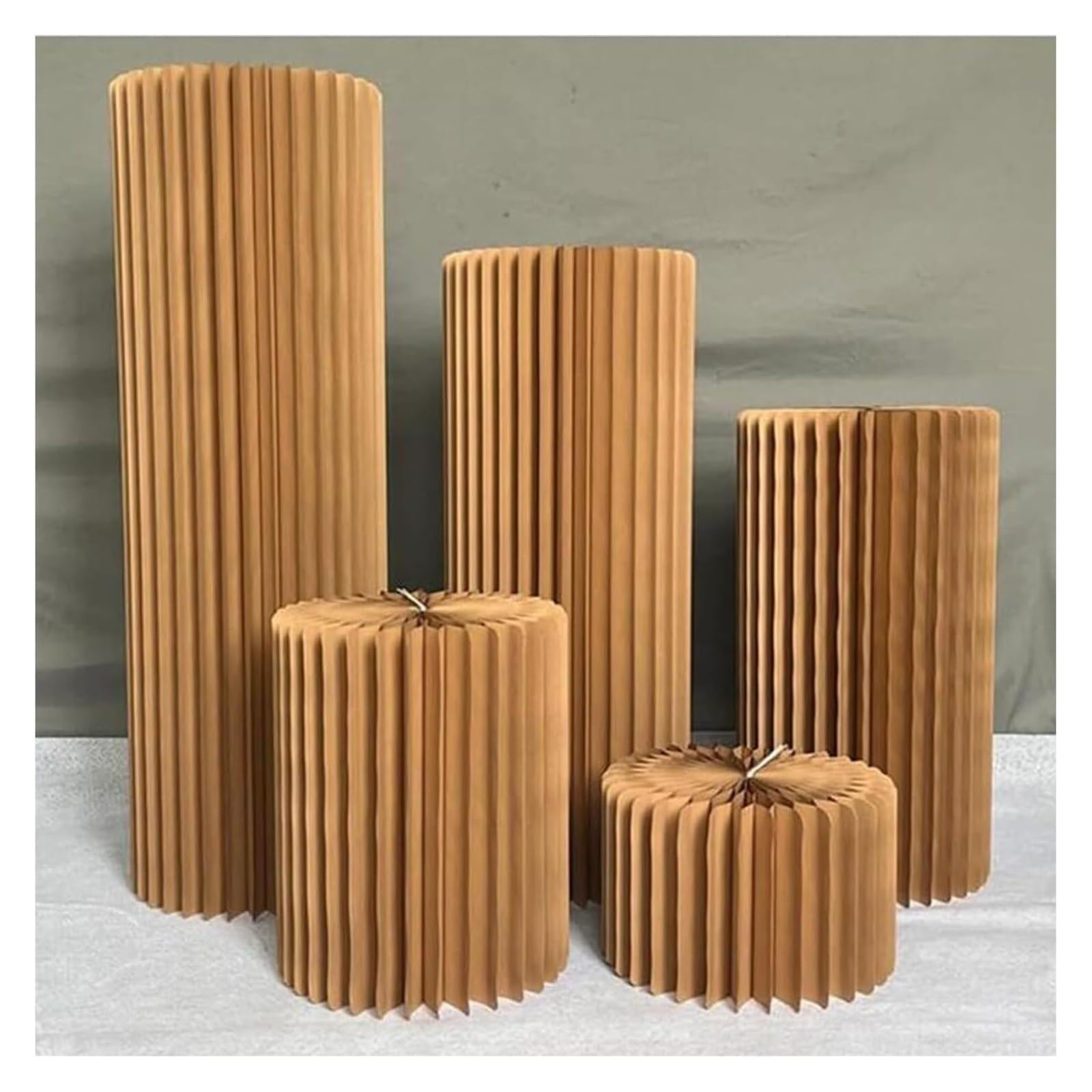 GDHKDDFL Paper advertising stands for trade shows and event Cardboard Foldable Paper Columns Display, Centerpiece Roman Pillar For BirthdayDecoration(Brown Diameter 30cm)