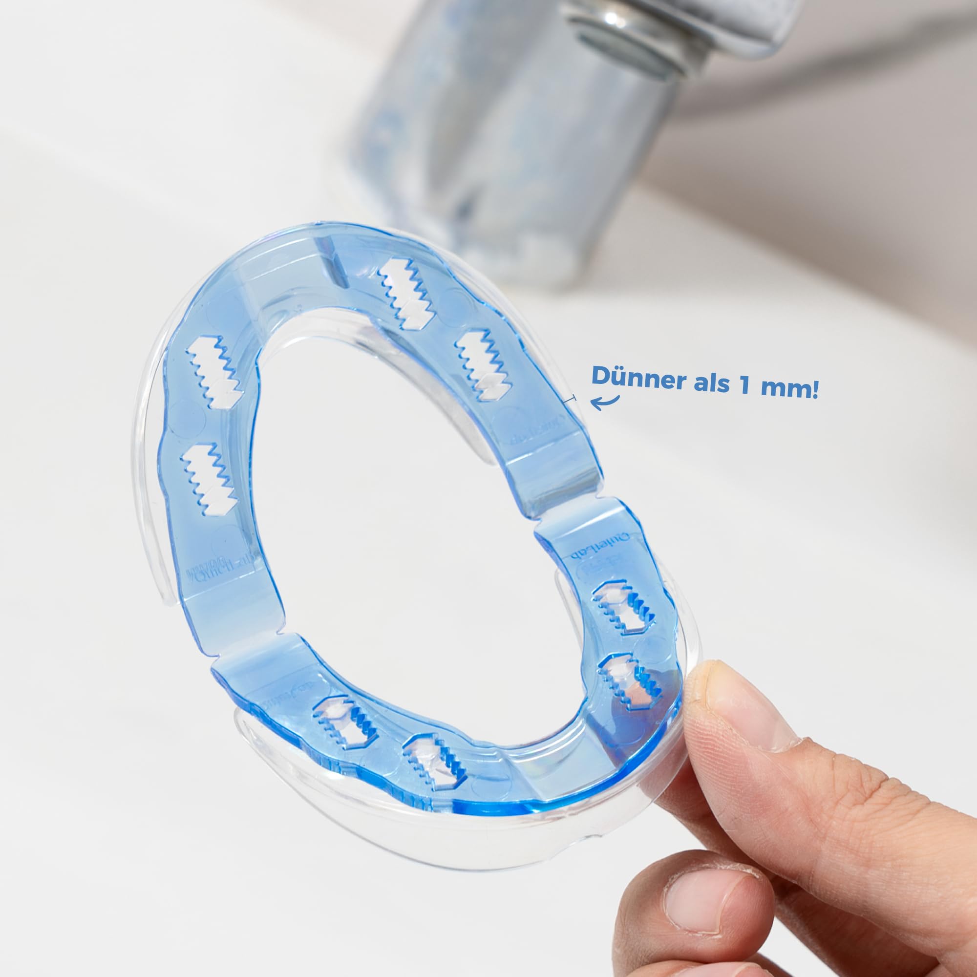 QuietLab Plus 3x Anti Schnarch Mundstück mit Reinigungsbürste, 25 Anpassbare Positionen, Airflow Schnarchstopper Schiene, Anti Schnarchschiene für Männer & Frauen, Anti Snoring Mouthpiece
