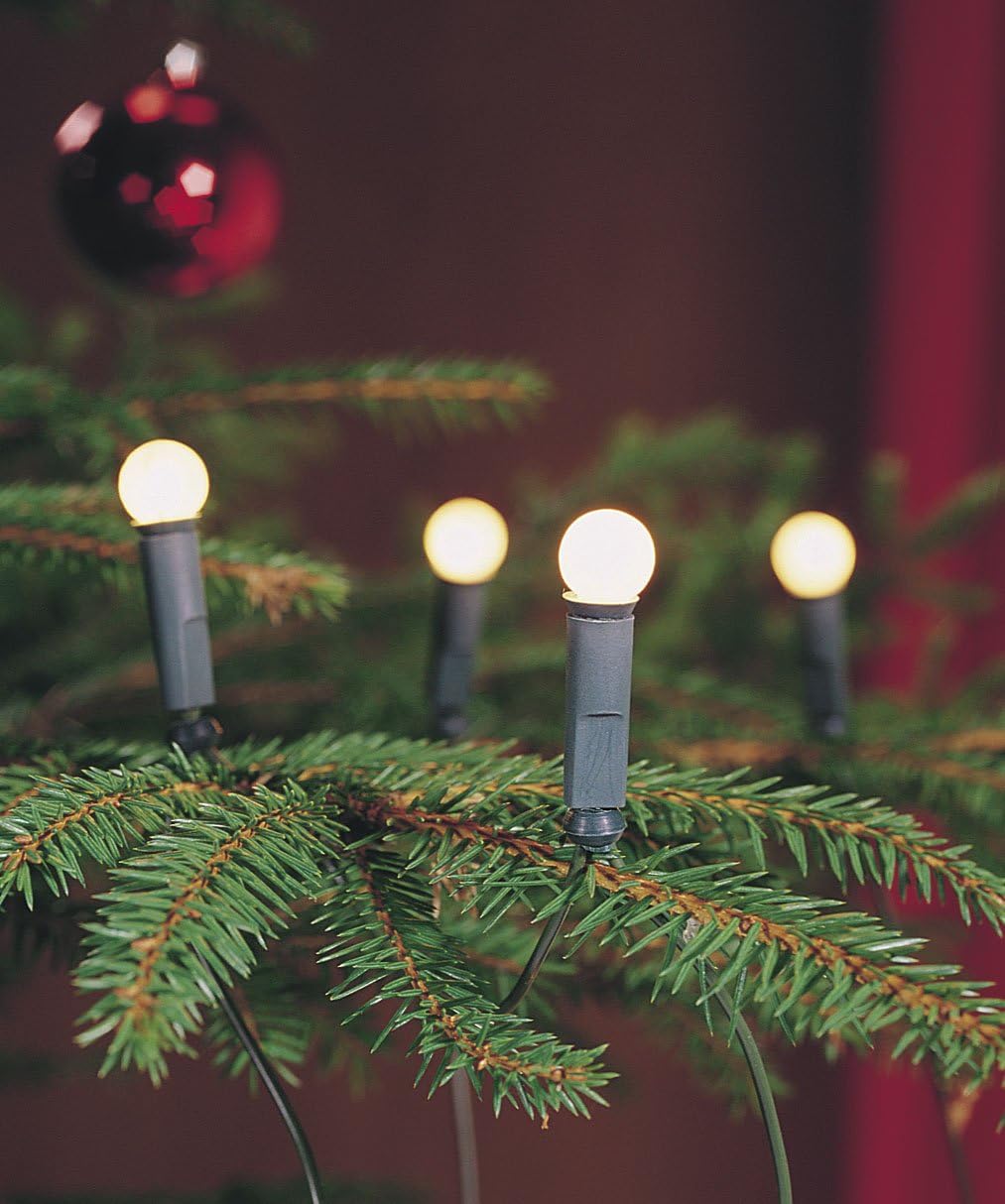 Konstsmide Traditional Fairy Light Set On Green Cable / Indoor Use Cherry Lights (IP20) / 50 Frosted White Berry Christmas Lights - Image 3