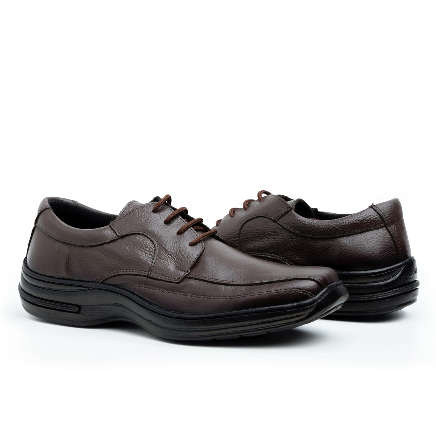 Sapato Social Masculino Clássico Couro Legítimo Conforto 5020 em promoção! Veja a oferta e mais achadinhos de Sapatos 5 Hoje é o melhor dia para comprar Sapato Social Masculino Clássico Couro Legítimo Conforto 5020 com aquele preço maroto! Promoção! Aproveite a oferta! 5