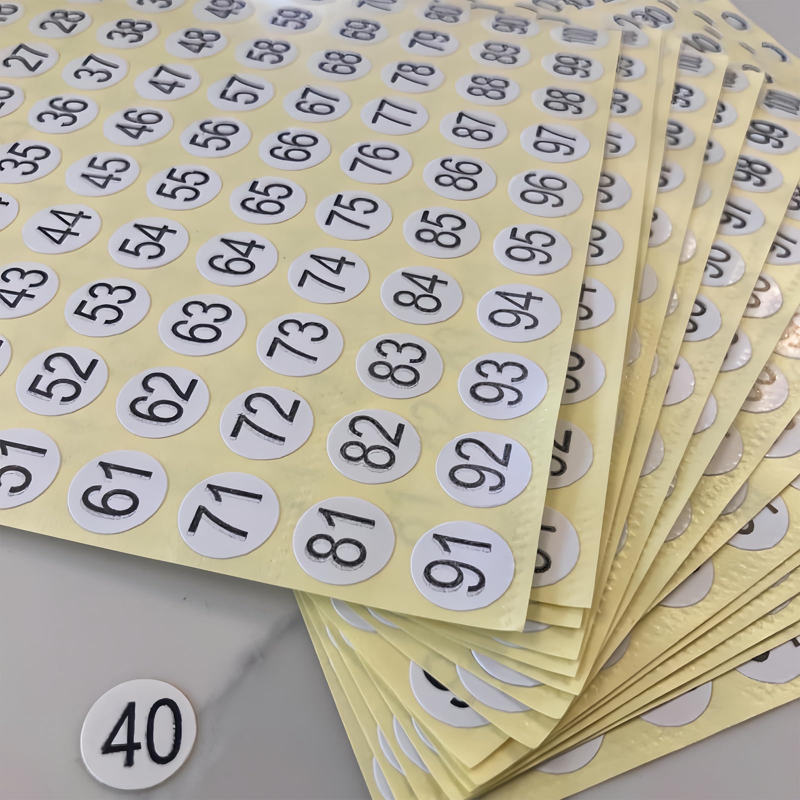 Naklejki z numerami, 50 arkuszy 1-100 okrągłych samoprzylepnych numerowanych naklejek małe cyfry etykiety, średnica 1 cm