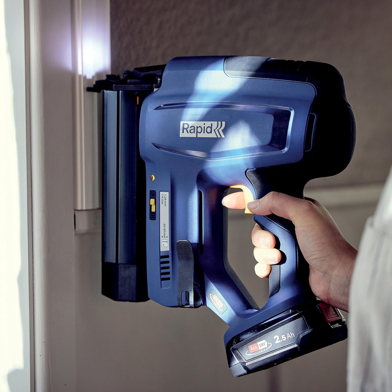 Rapid BNX50 Akku-Nagler 18V – Kabellose Nagelpistole für Nägel Typ 8 (20–50 mm) – Verstellbarer Einschlagtiefe und Bump-Fire – Ohne Akku und Ladegerät – Kompatibel mit POWER FOR ALL